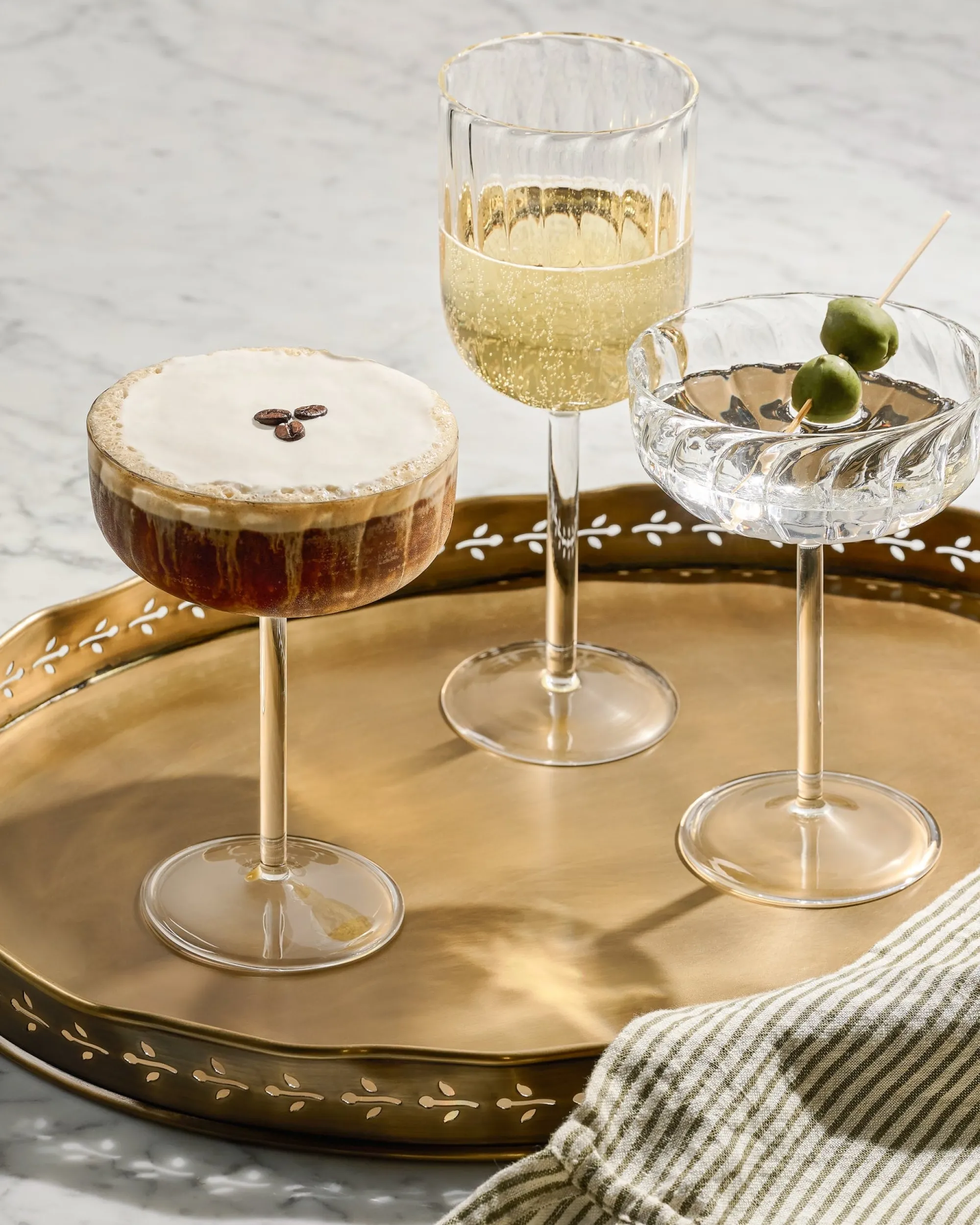 VND8124 Transparent Overseas Fluted Coupe Glass