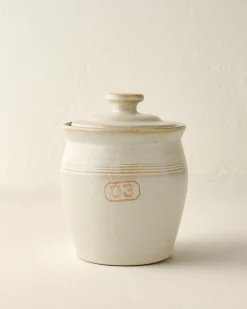 VND6562 Chaozhou Highland Crafts Company Ltd French Grey Embossed Stripe Canister
