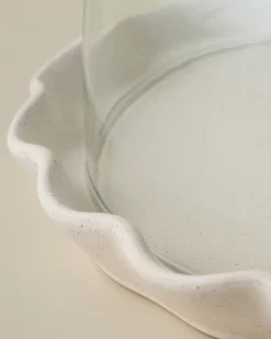 VND6562 Chaozhou Highland Crafts Company Ltd French White Ruffle Cake Plate + Dome