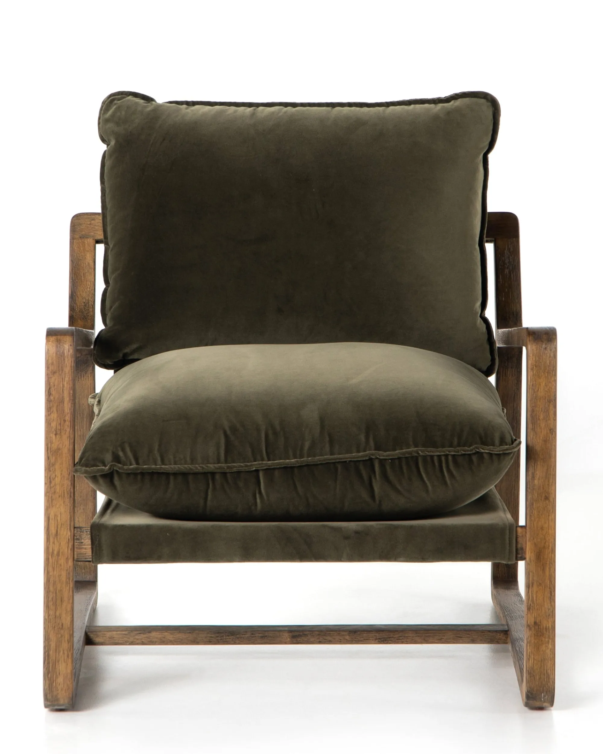 VND6200 Four Hands, LLC Gerard Chair