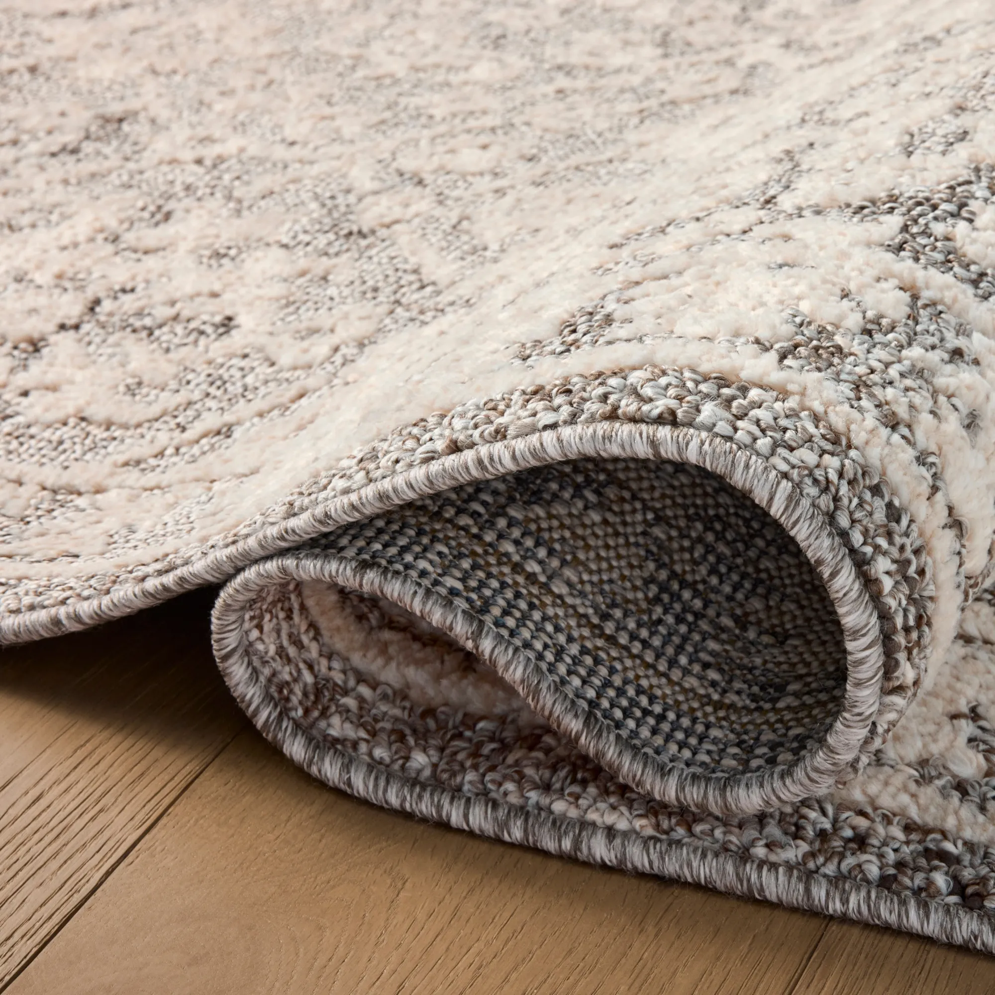 VND0086 Loloi Inc Gigi Grey Ivory Rug