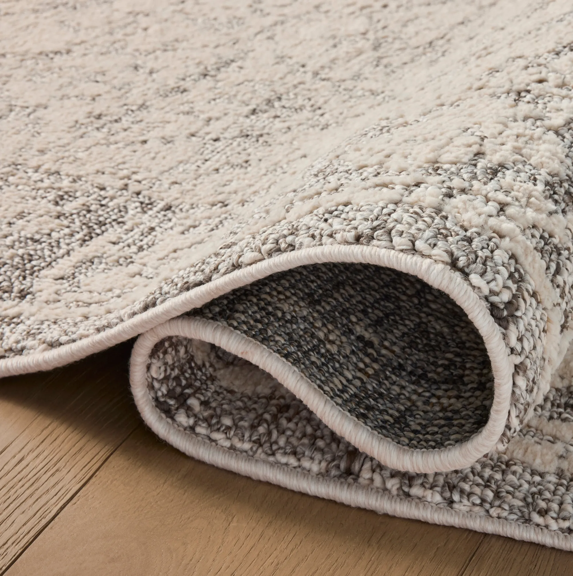 VND0086 Loloi Inc Gigi Ivory Stone Rug