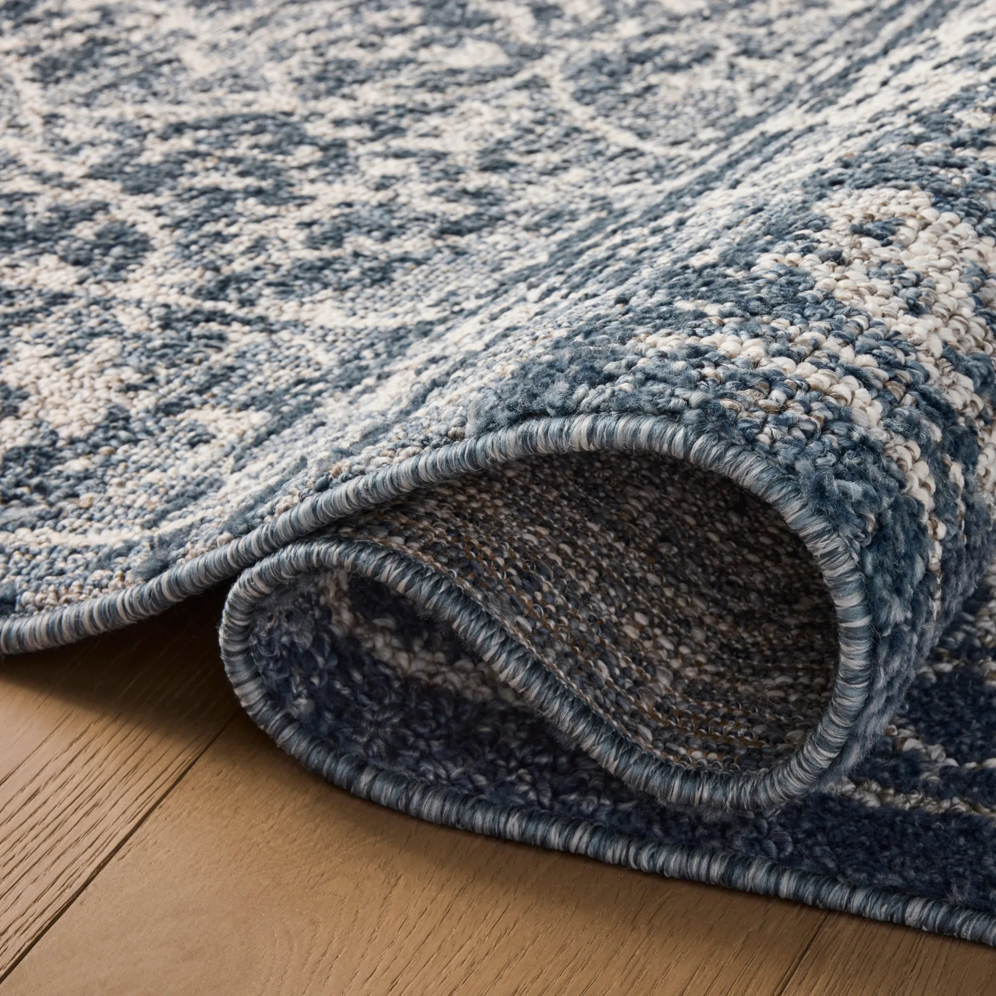 VND0086 Loloi Inc Gigi Navy Stone Rug