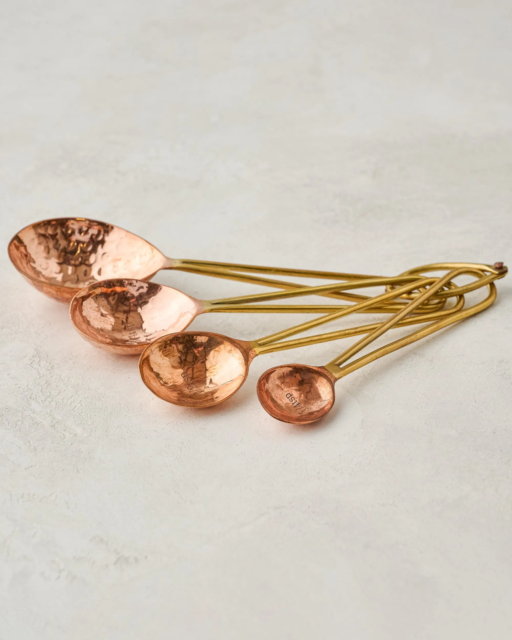 VND0018 Be Home Hammered Copper and Gold Measuring Spoons