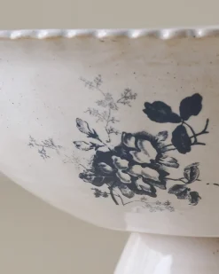 VND6562 Chaozhou Highland Crafts Company Ltd Heirloom Garden Floral Pedestal Serving Bowl