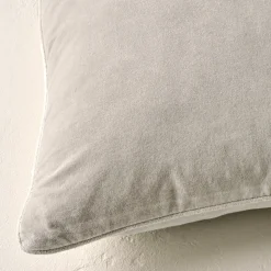 VND2729 Classic Concepts Inc Heirloom Velvet Lumbar Pillow