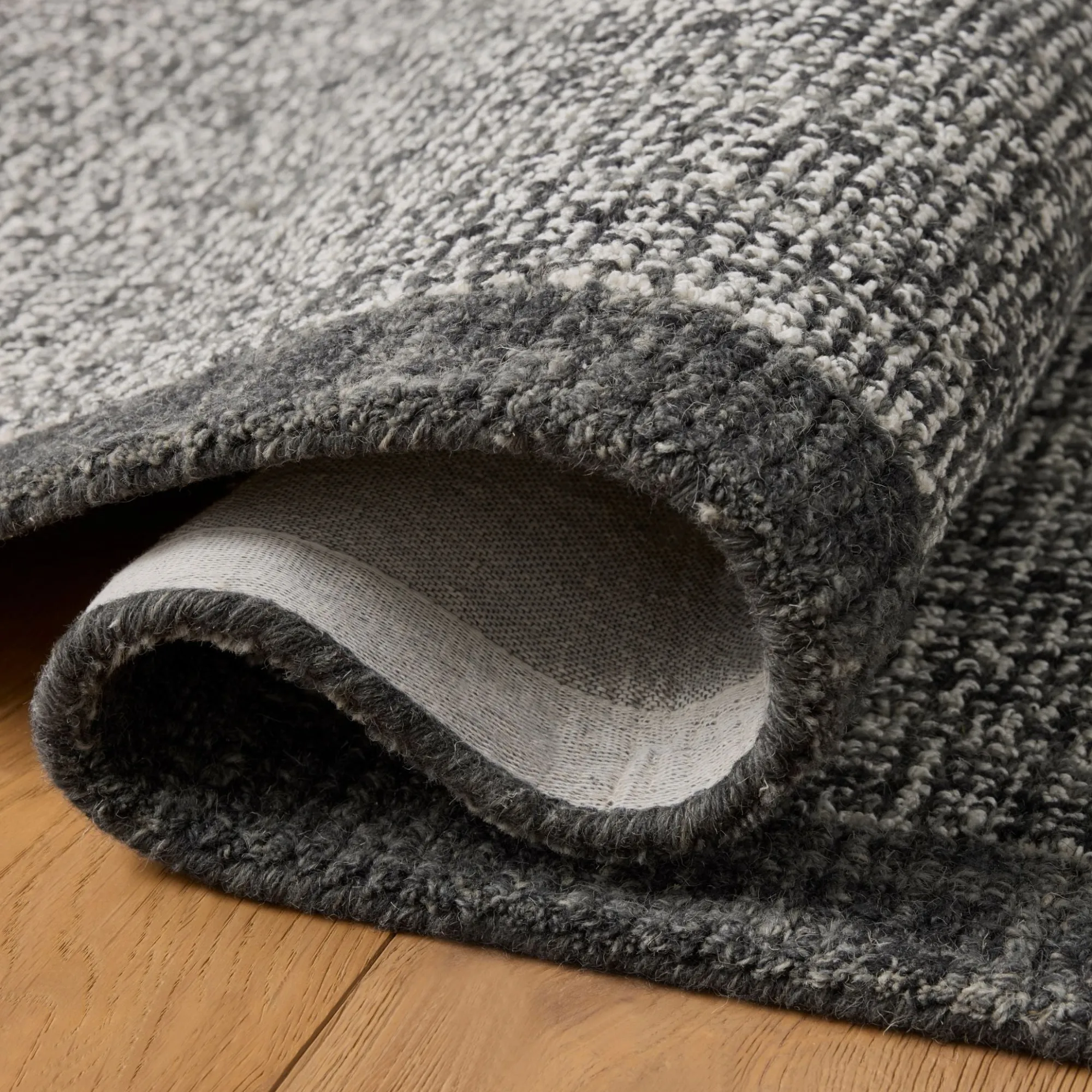 VND0086 Loloi Inc Henley Ivory Charcoal Rug