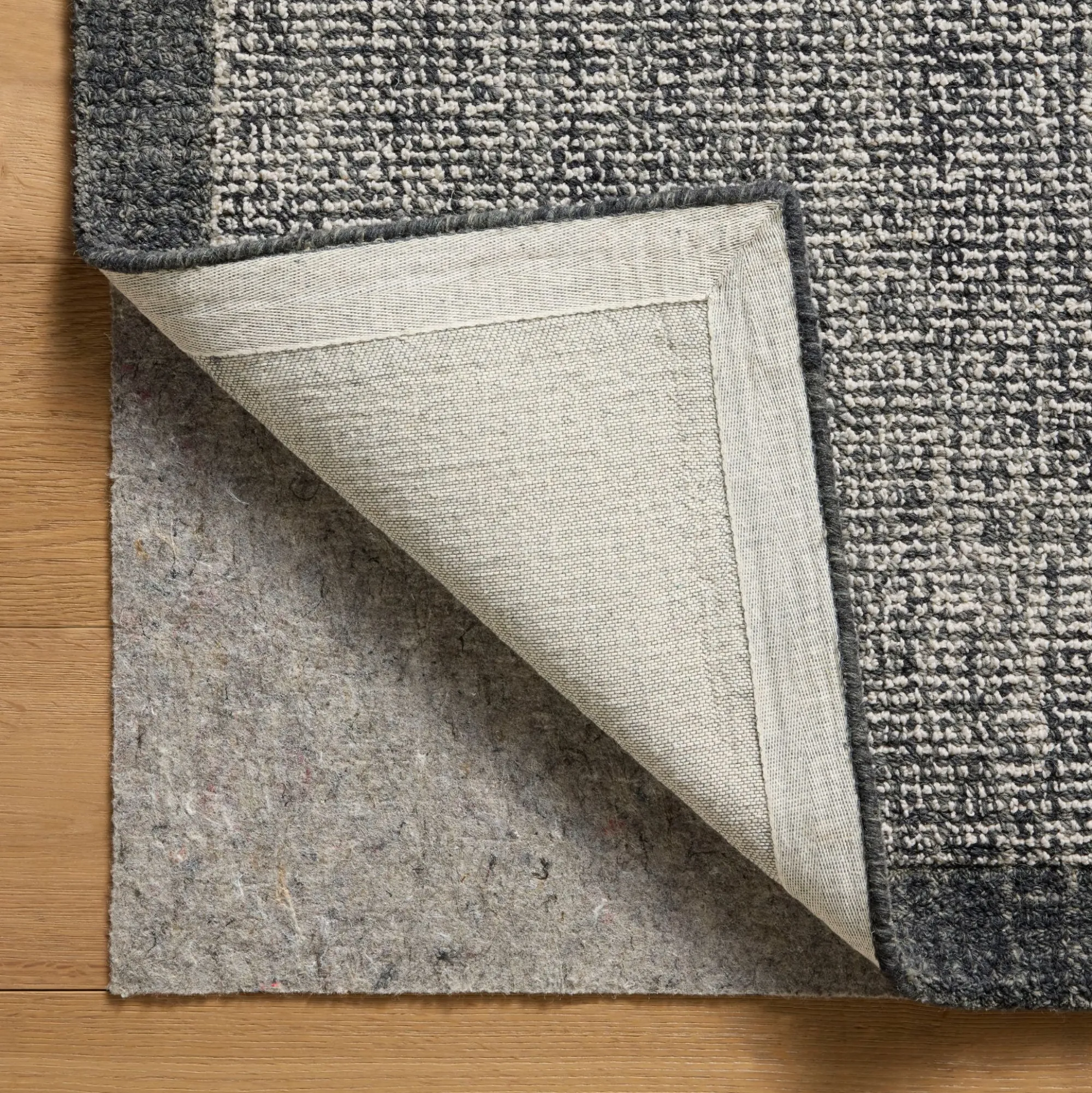 VND0086 Loloi Inc Henley Ivory Charcoal Rug