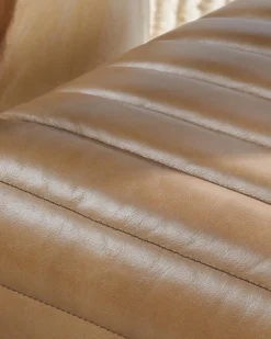 VND2729 Classic Concepts Inc Holland Channel Stitch Chair