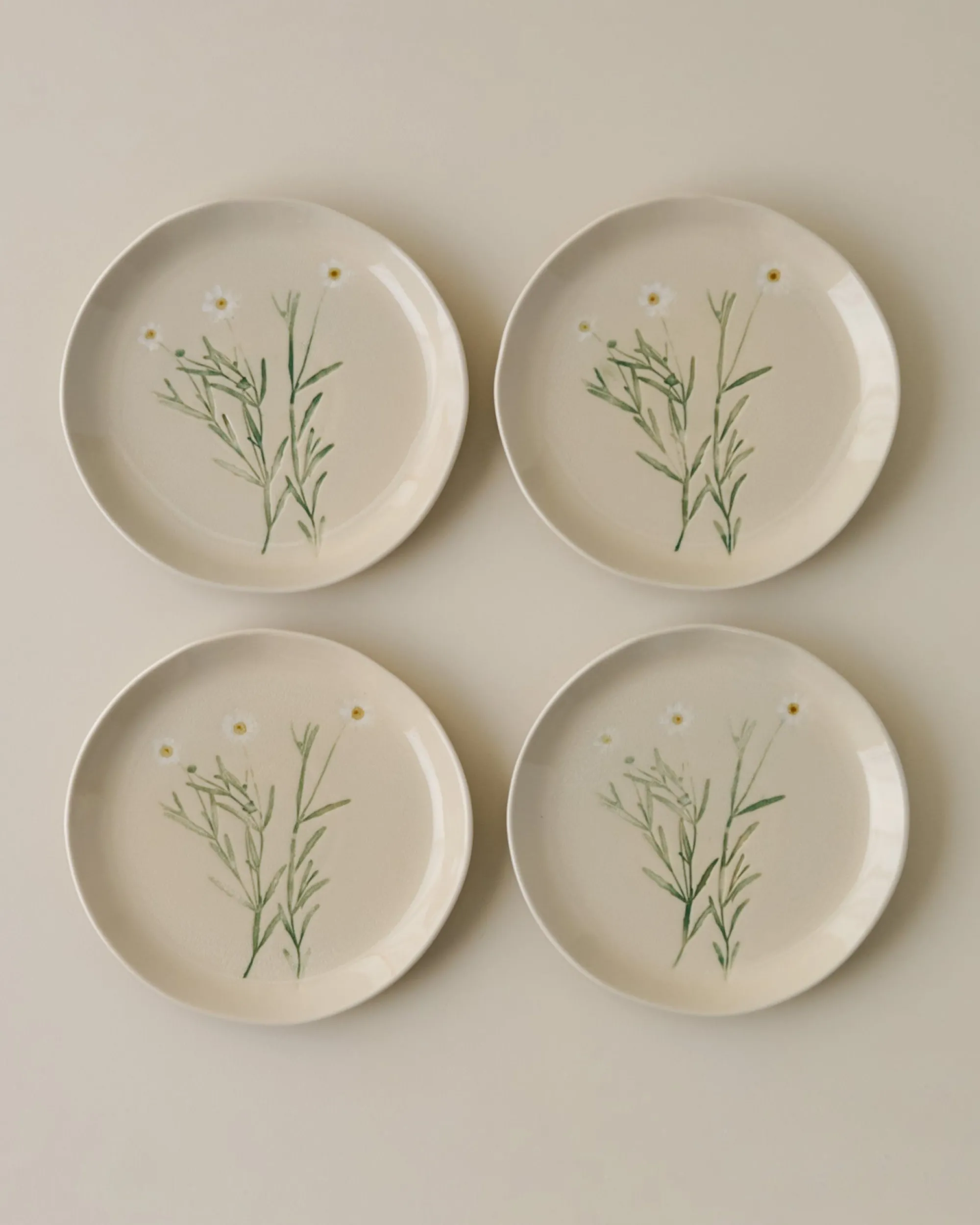 VND8577 GUANGDONG QUANFU CERAMICS INDUSTRIAL CO., LTD. Jo's Pressed Floral Dessert Plate Set of Four