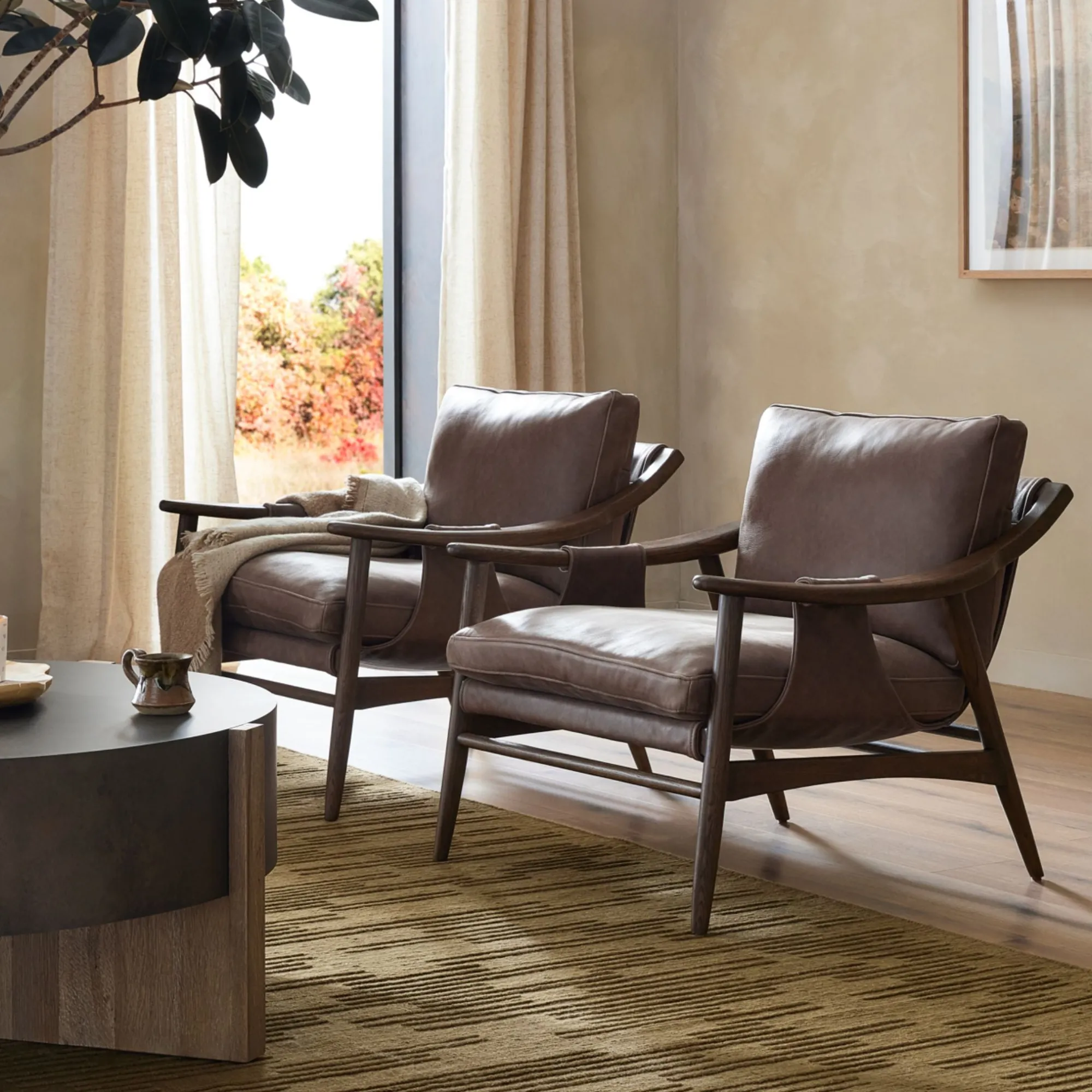 VND6200 Four Hands, LLC Kennedy Chair