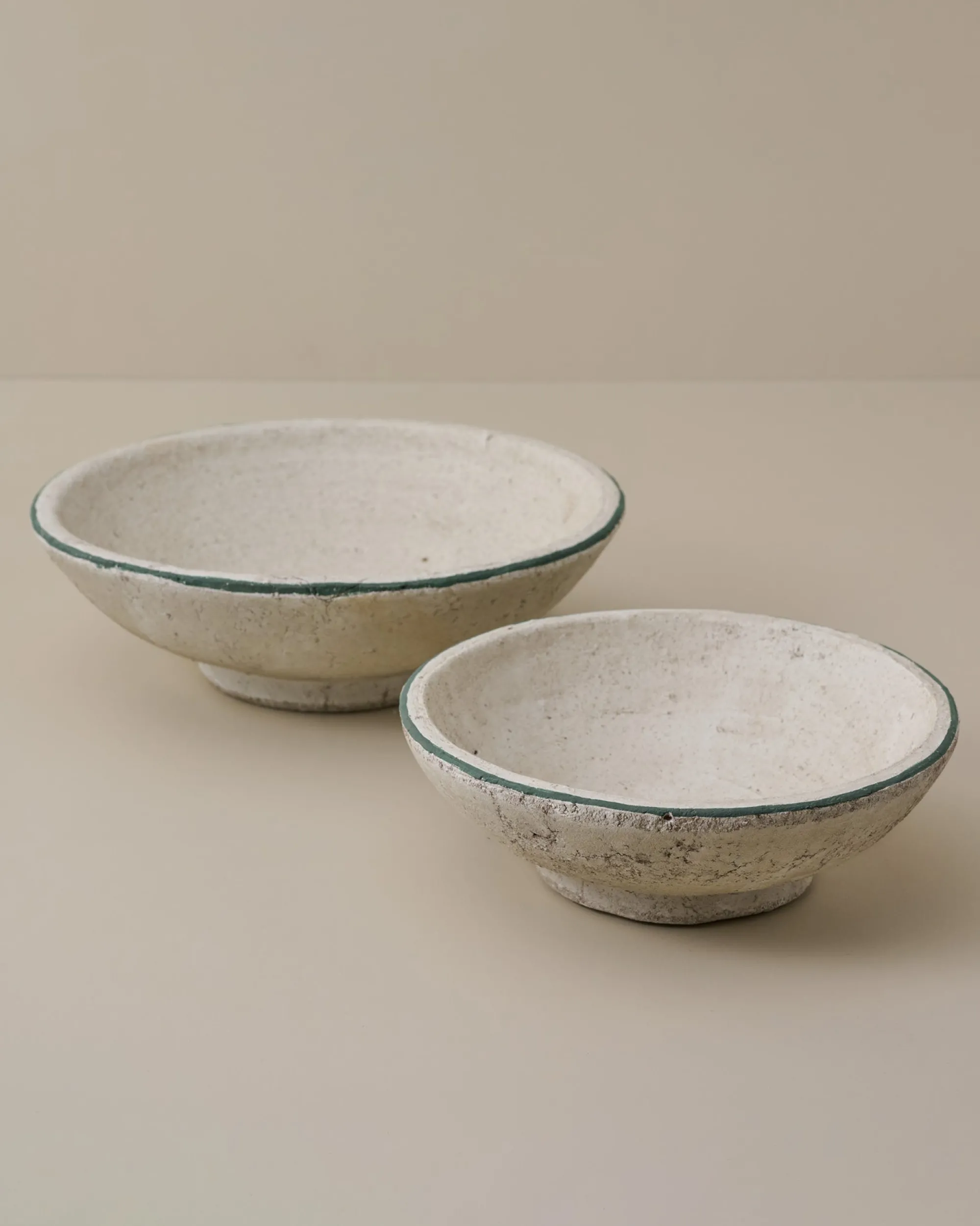 VND0092 Melrose International, LLC Lane Green Rimmed Decorative Bowl