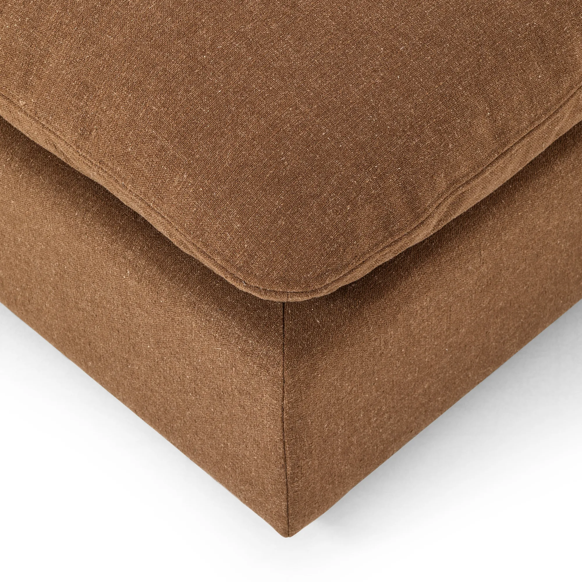VND6200 Four Hands, LLC Laura Ottoman