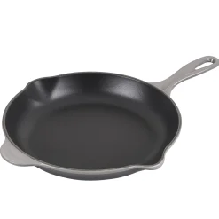 VND6282 Le Creuset of America, Inc Le Creuset 10.25 Inch Iron Handle Skillet