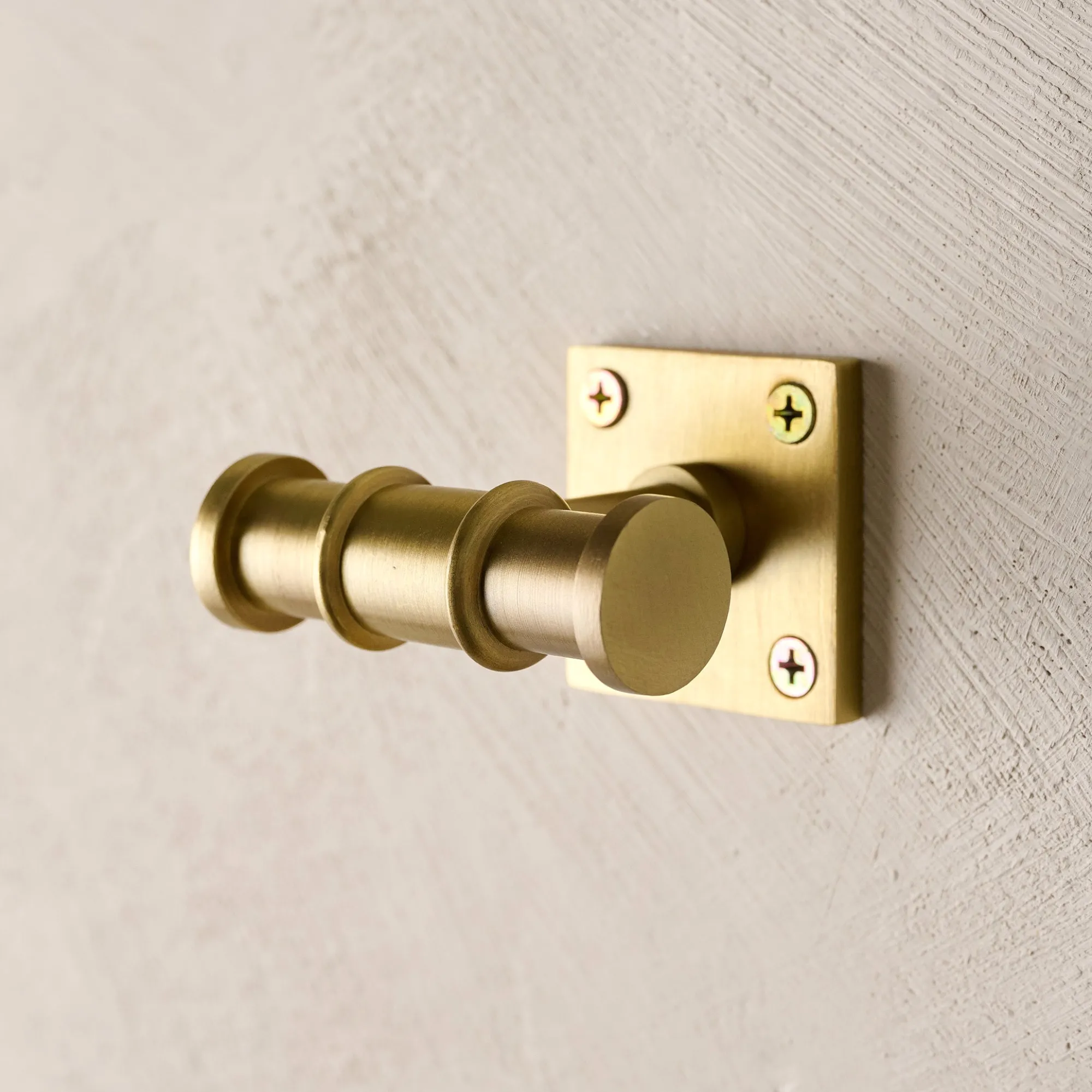 VND0018 Be Home Louis Brass Wall Hook
