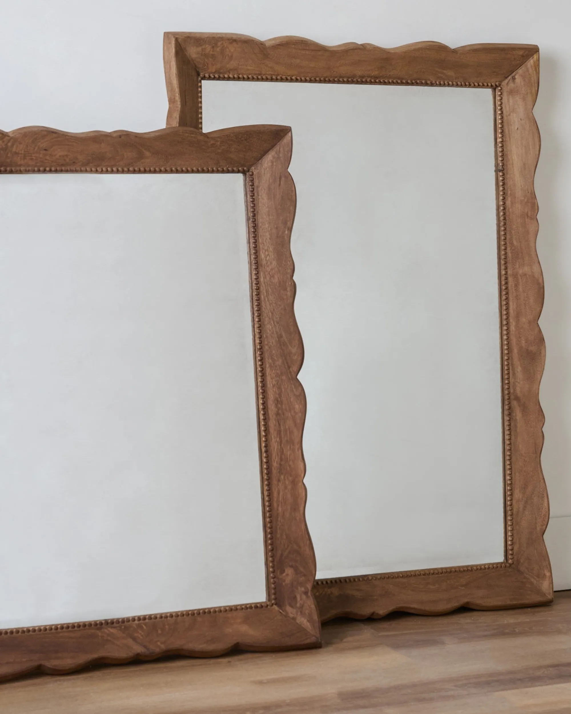 VND7974 Guru Creations Lucy Mantel Mirror