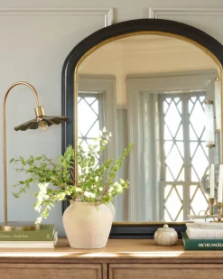 VND0183 Kalalou Lulu Brass Petal Lamp