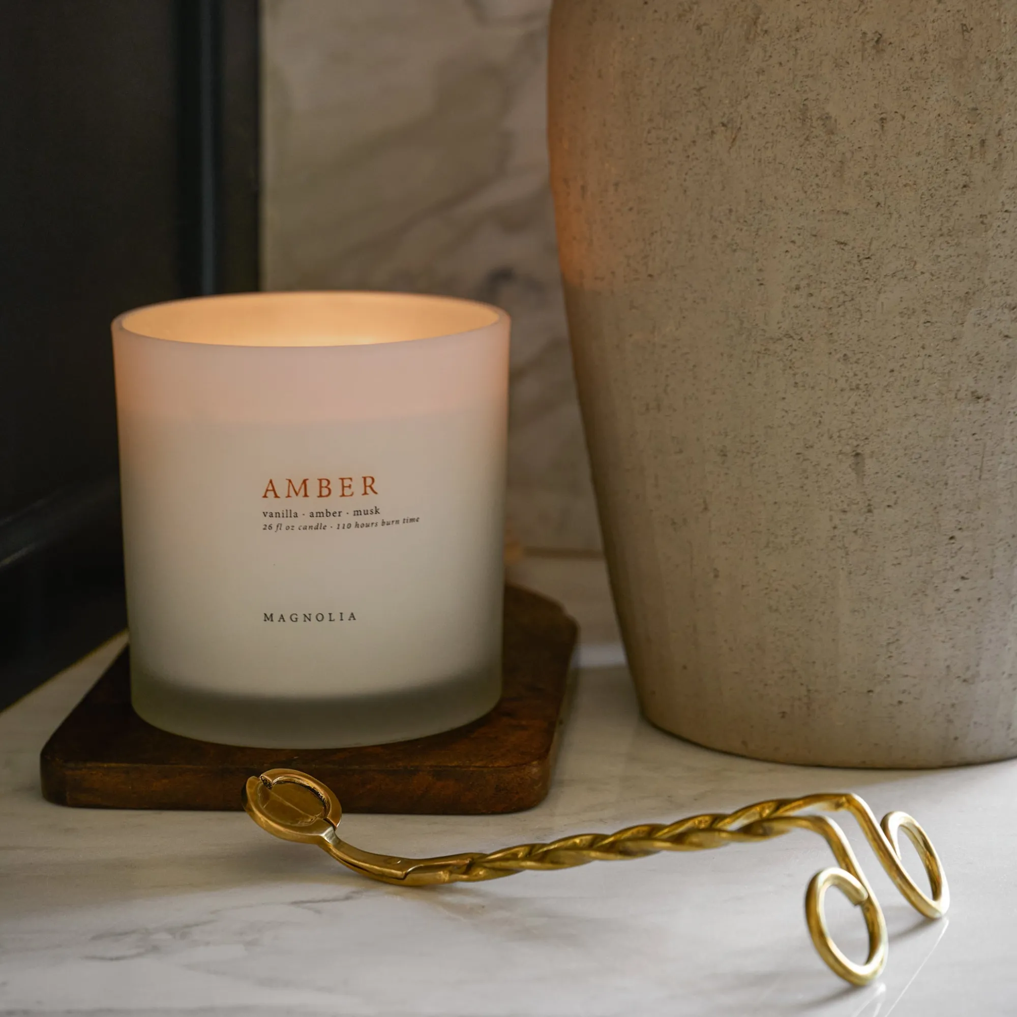 VND0040 Couture Brands LLC Magnolia Amber Candle