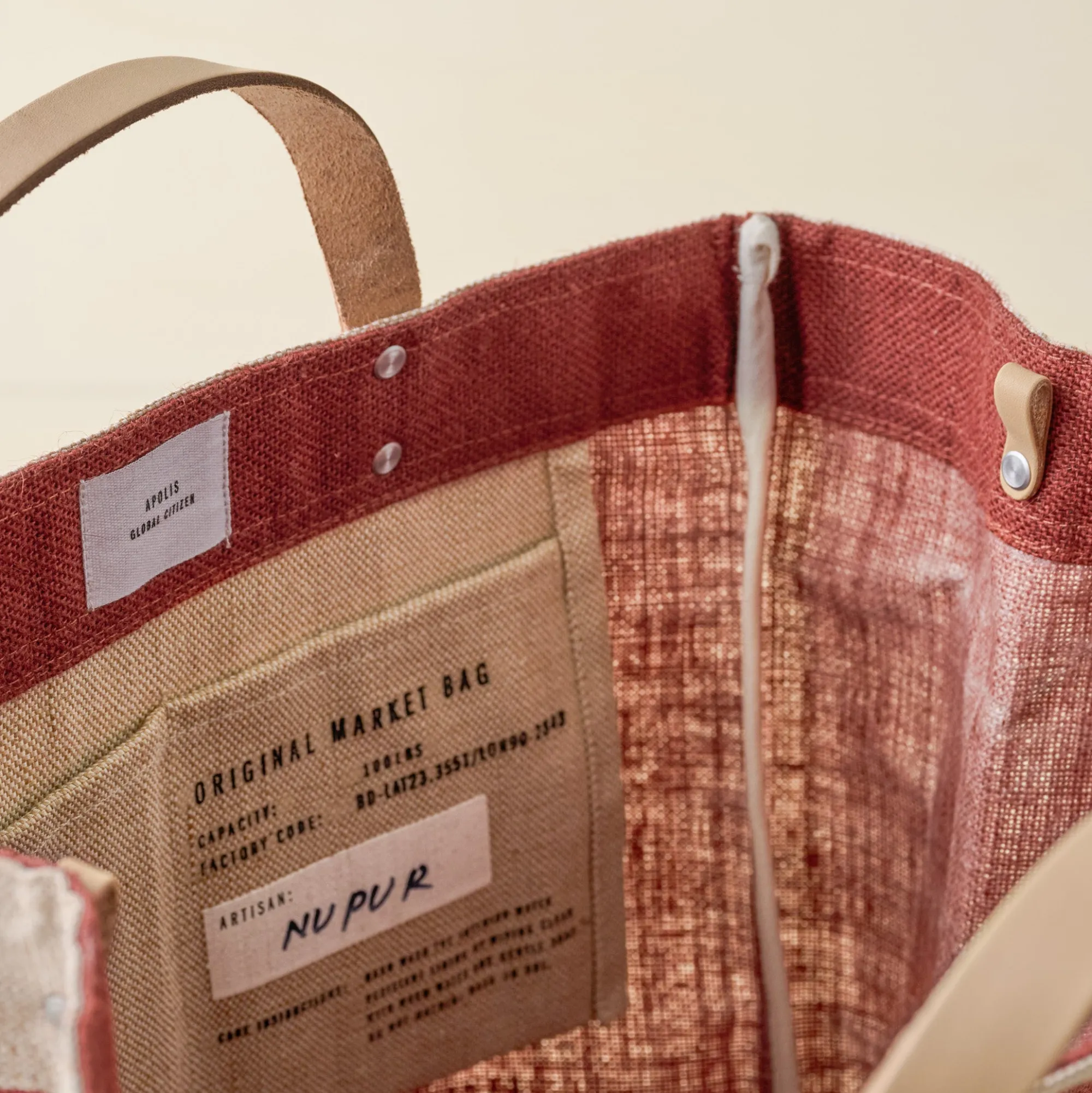 VND2798 Apolis Holdings LLC Magnolia Cranberry Market Tote