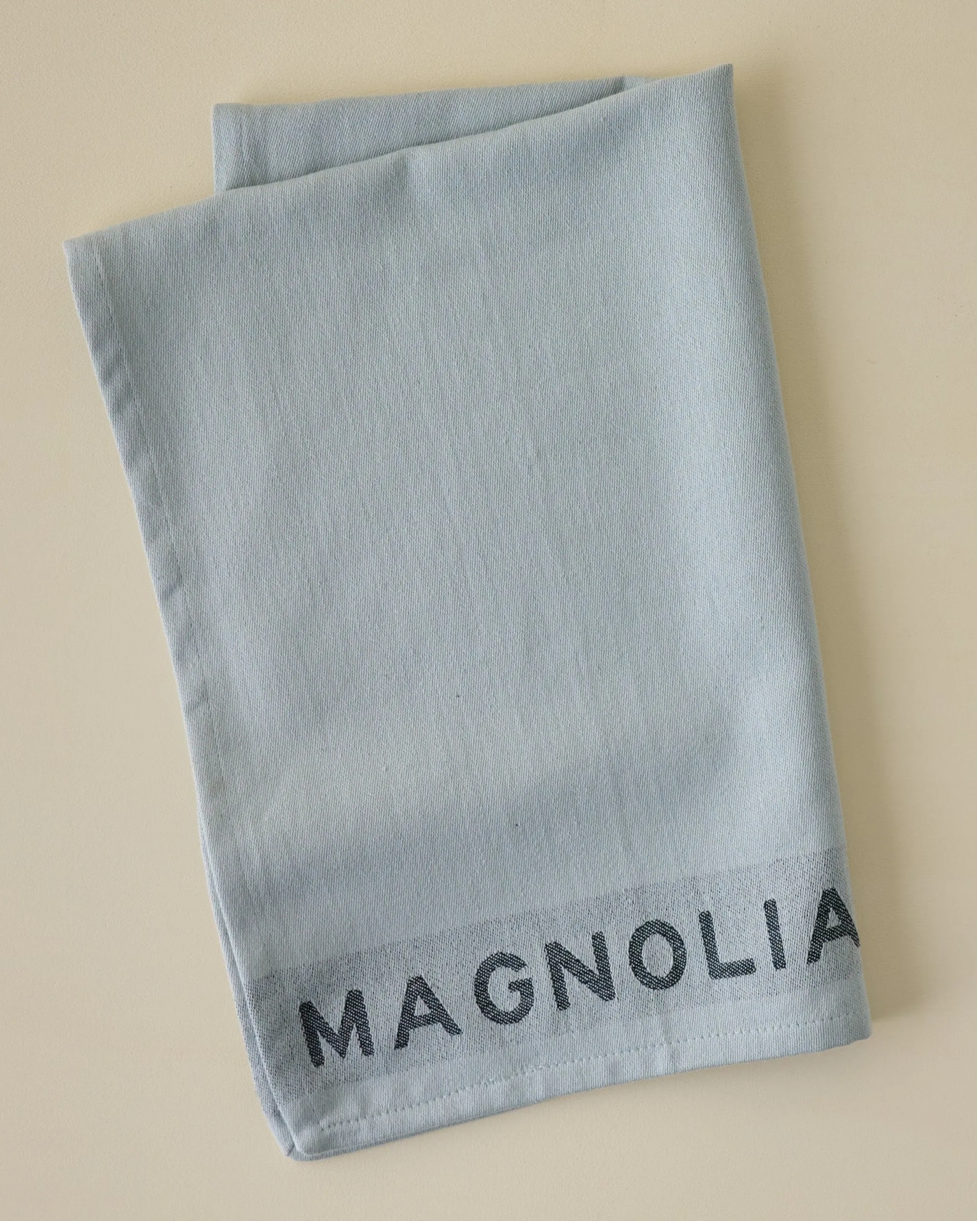 VND6843 KARUR GOLDLINE EXPORTS LLP Magnolia Est. Convertible Tea Towel Apron - Blue