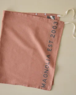 VND6843 KARUR GOLDLINE EXPORTS LLP Magnolia Est. Convertible Tea Towel Apron - Pink