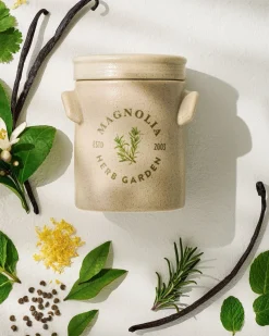 VND0040 Couture Brands LLC Magnolia Herb Garden Candle