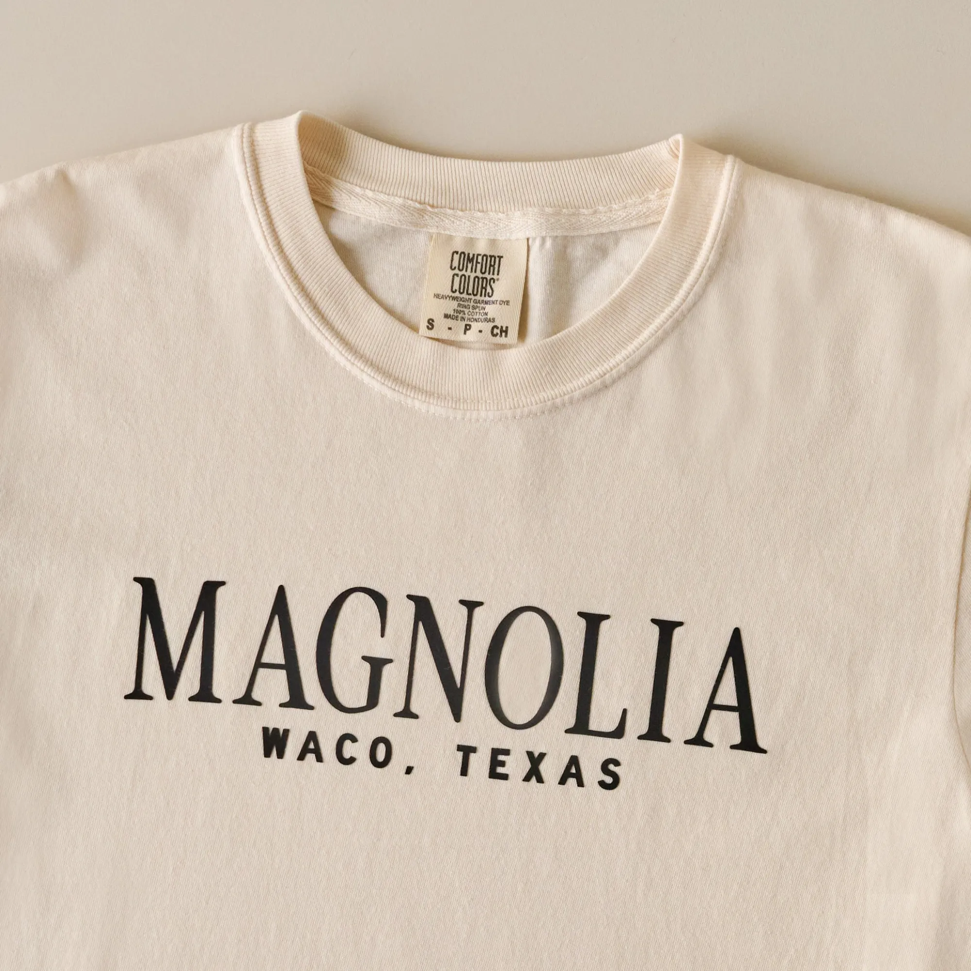 VND0179 Hole In The Roof Marketing Inc Magnolia Ivory Shirt