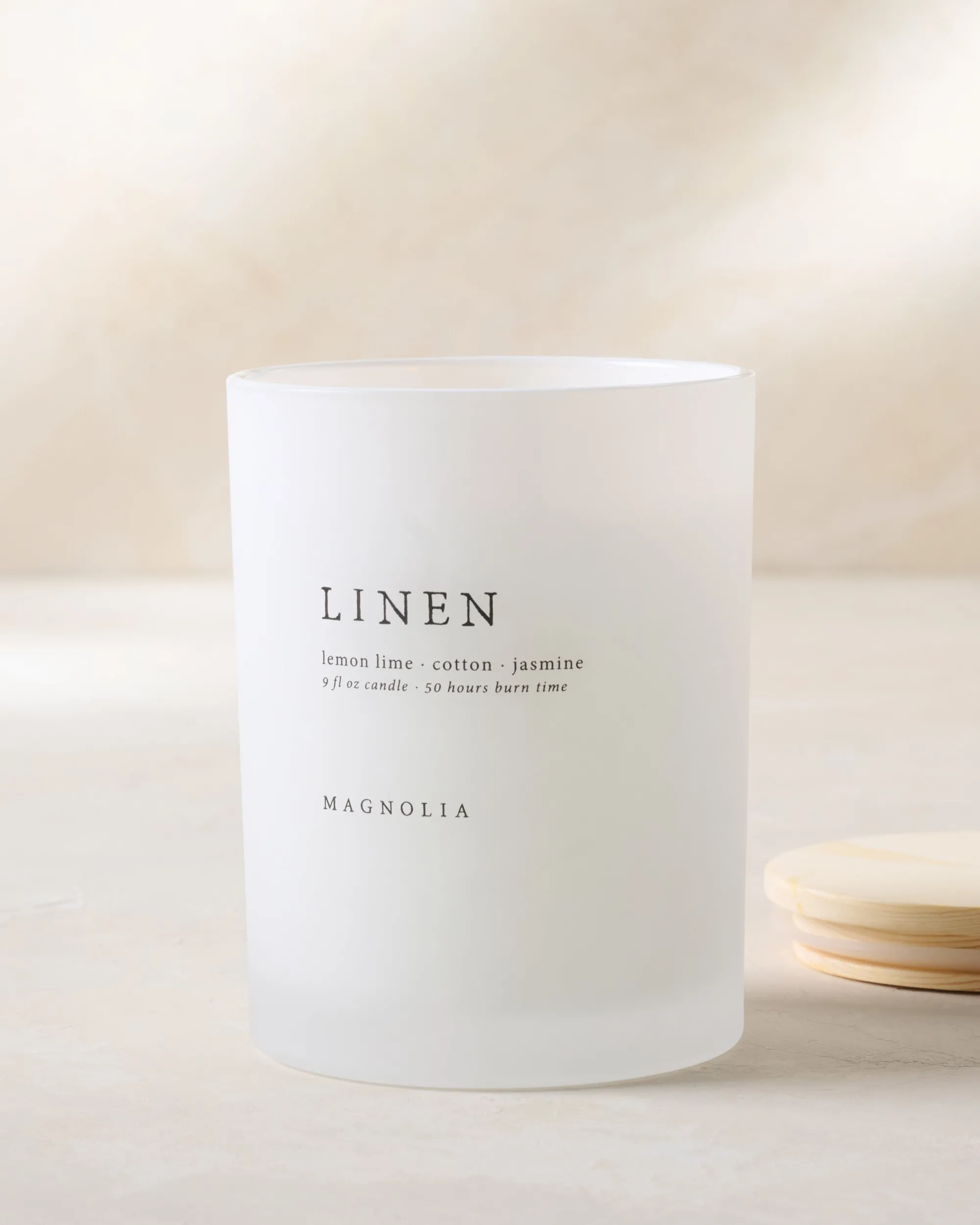 VND0040 Couture Brands LLC Magnolia Linen Candle