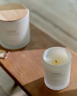 VND0040 Couture Brands LLC Magnolia Linen Candle