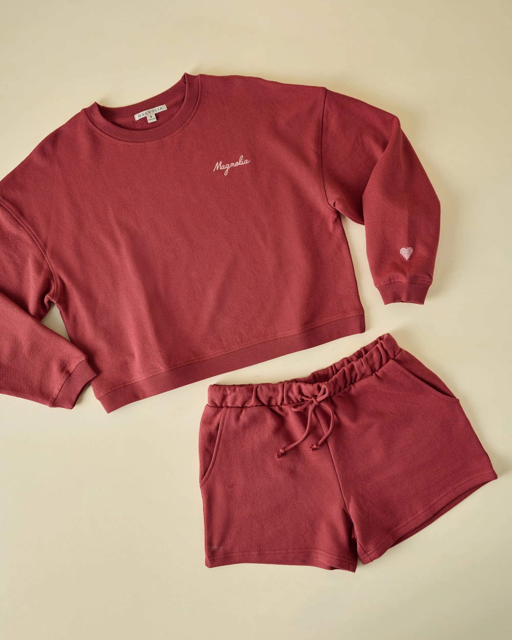 VND8309 Supplyable Group, LLC Magnolia Marsala Coastal Fleece Set