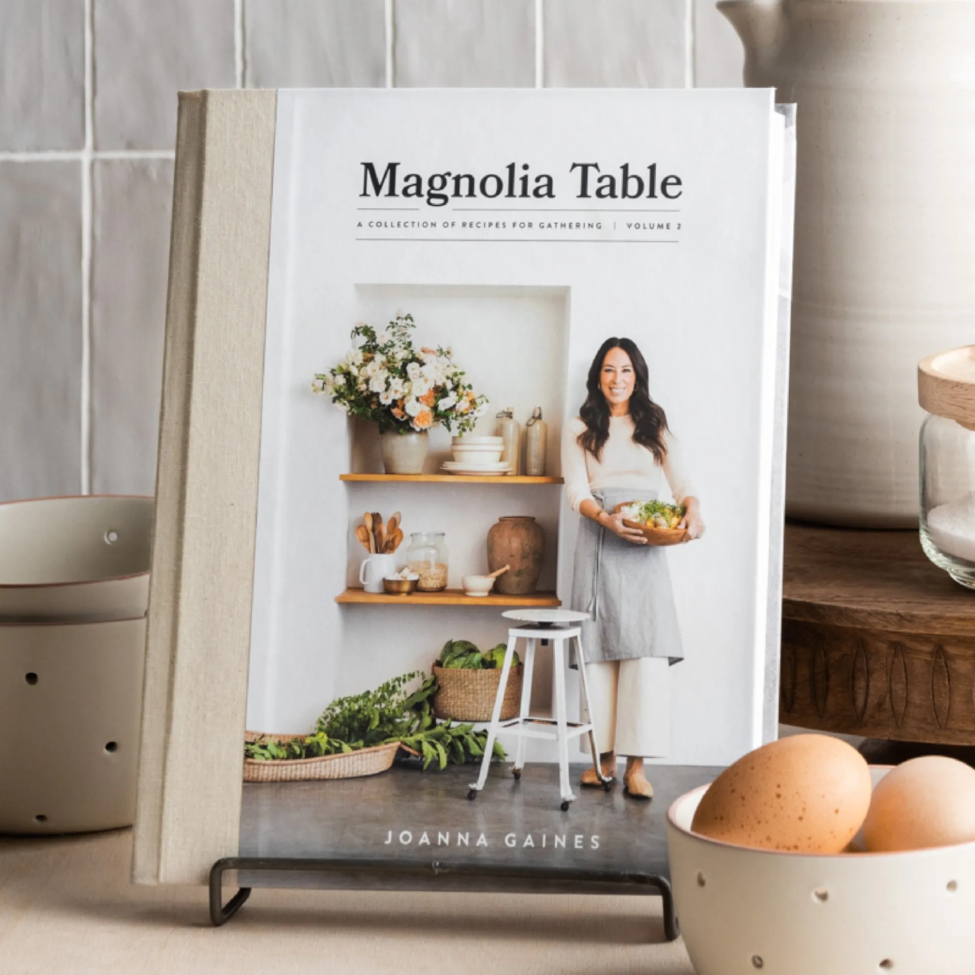 VND0066 HarperCollins Publishers, LLC Magnolia Table Cookbook, Volume 2