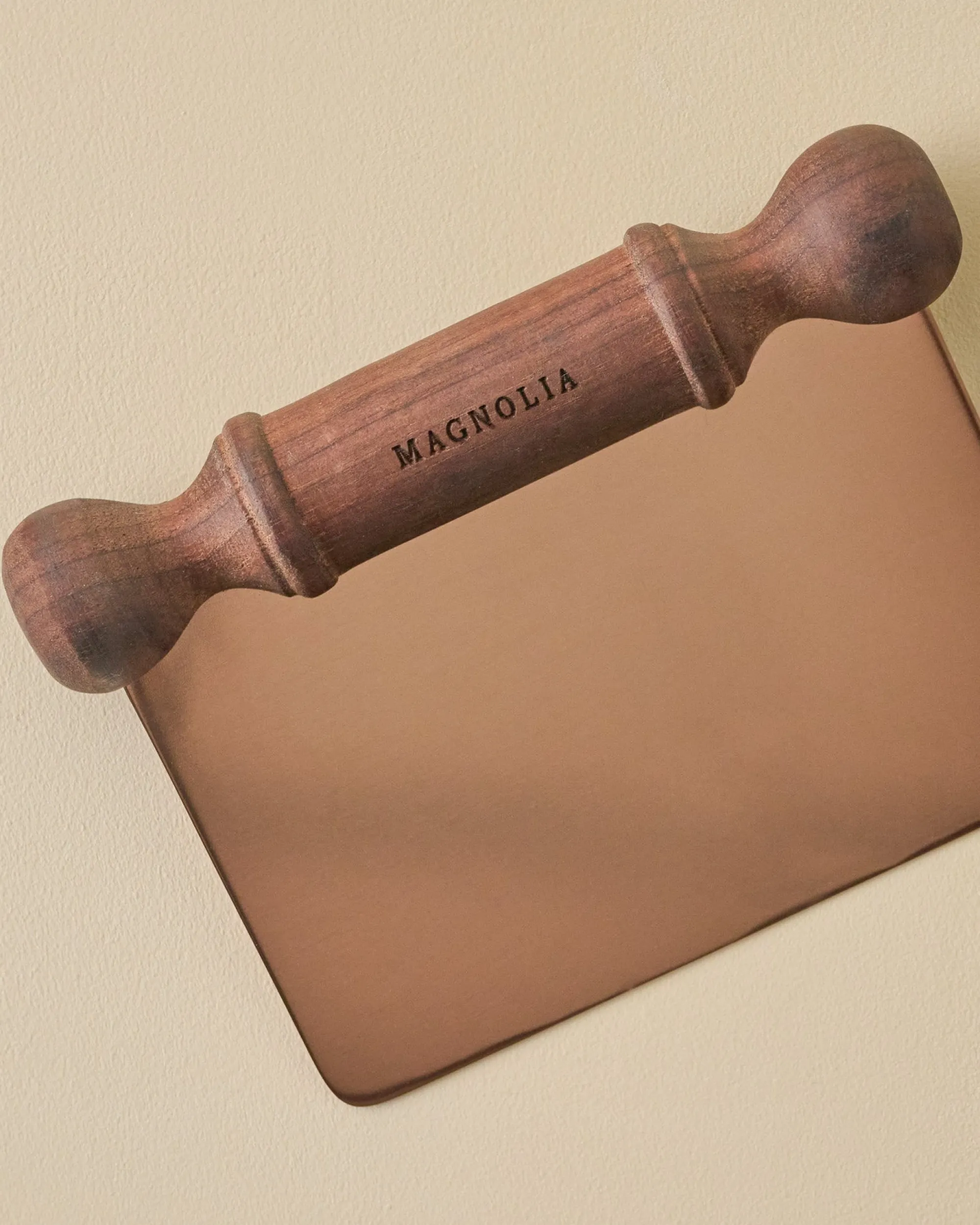 VND8417 AC Brothers Magnolia Vintage Walnut Handle Bench Scraper