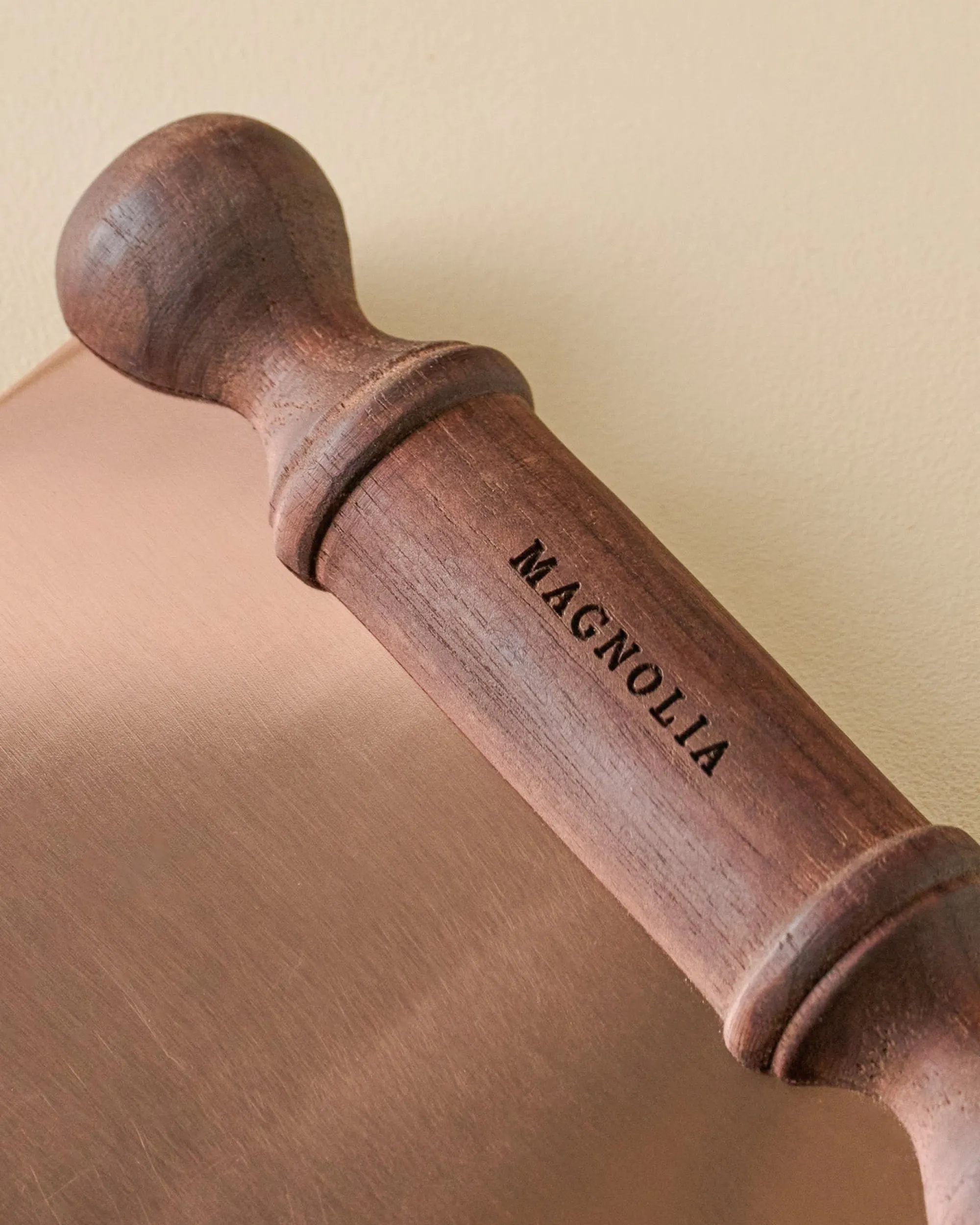 VND8417 AC Brothers Magnolia Vintage Walnut Handle Bench Scraper