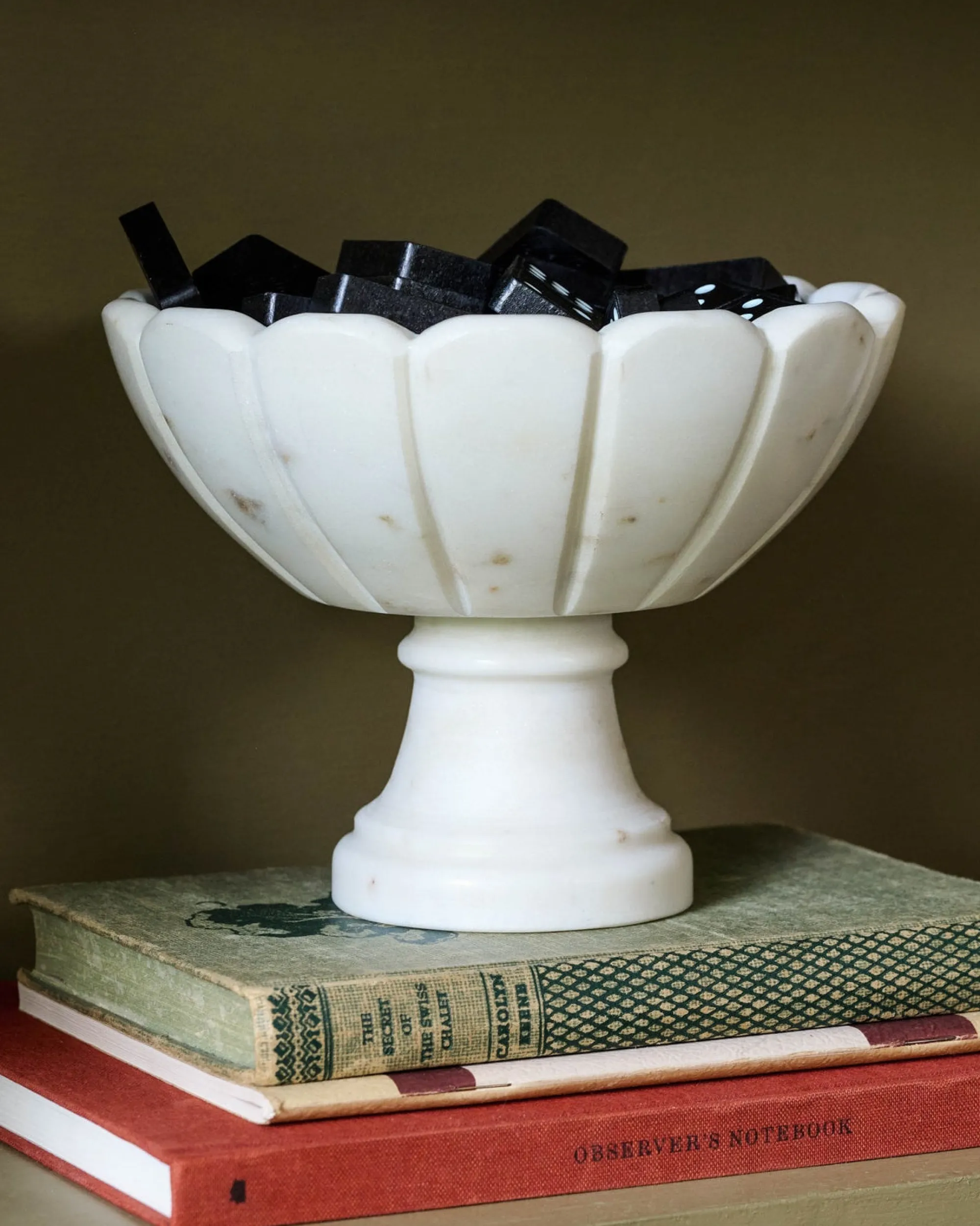 VND6842 Ferry International Marble Scalloped Accent Bowl