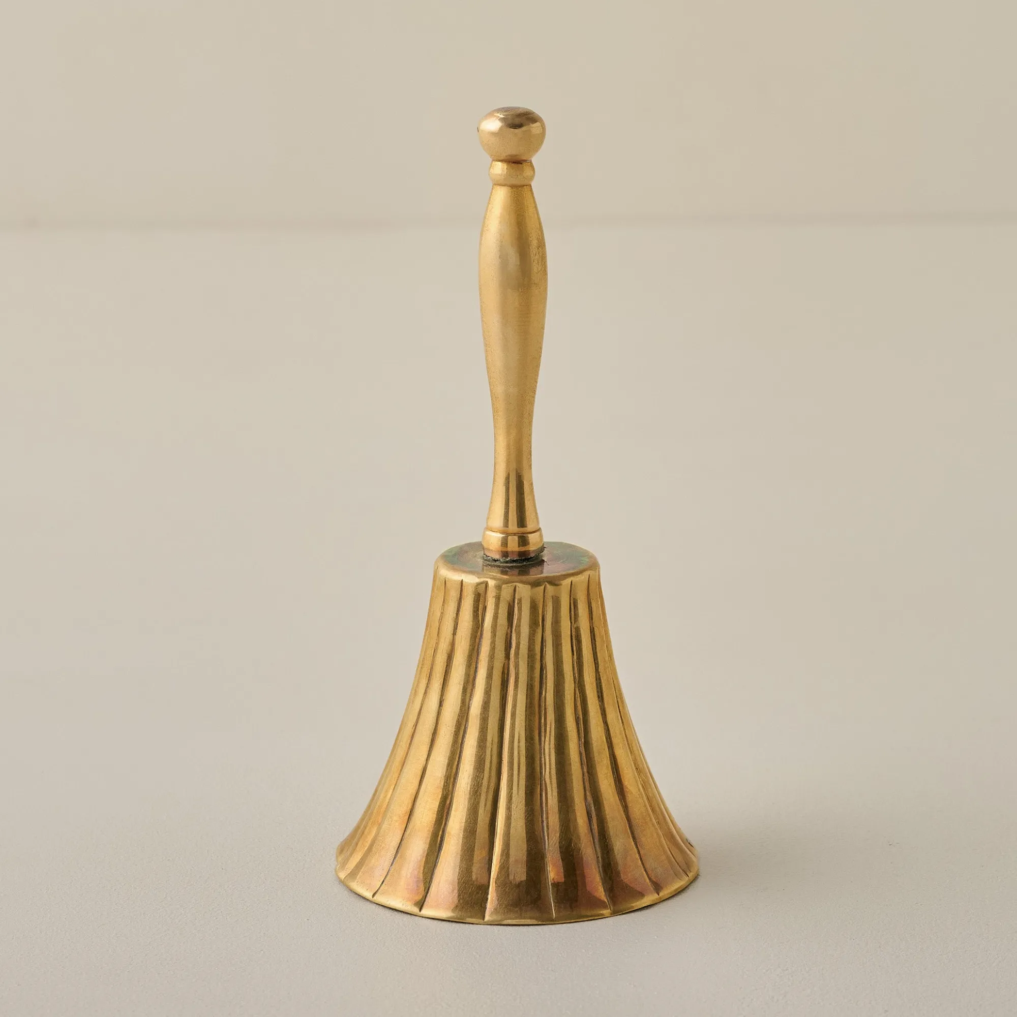 VND6624 GULATI EXPORTS Marie Fluted Brass Bell