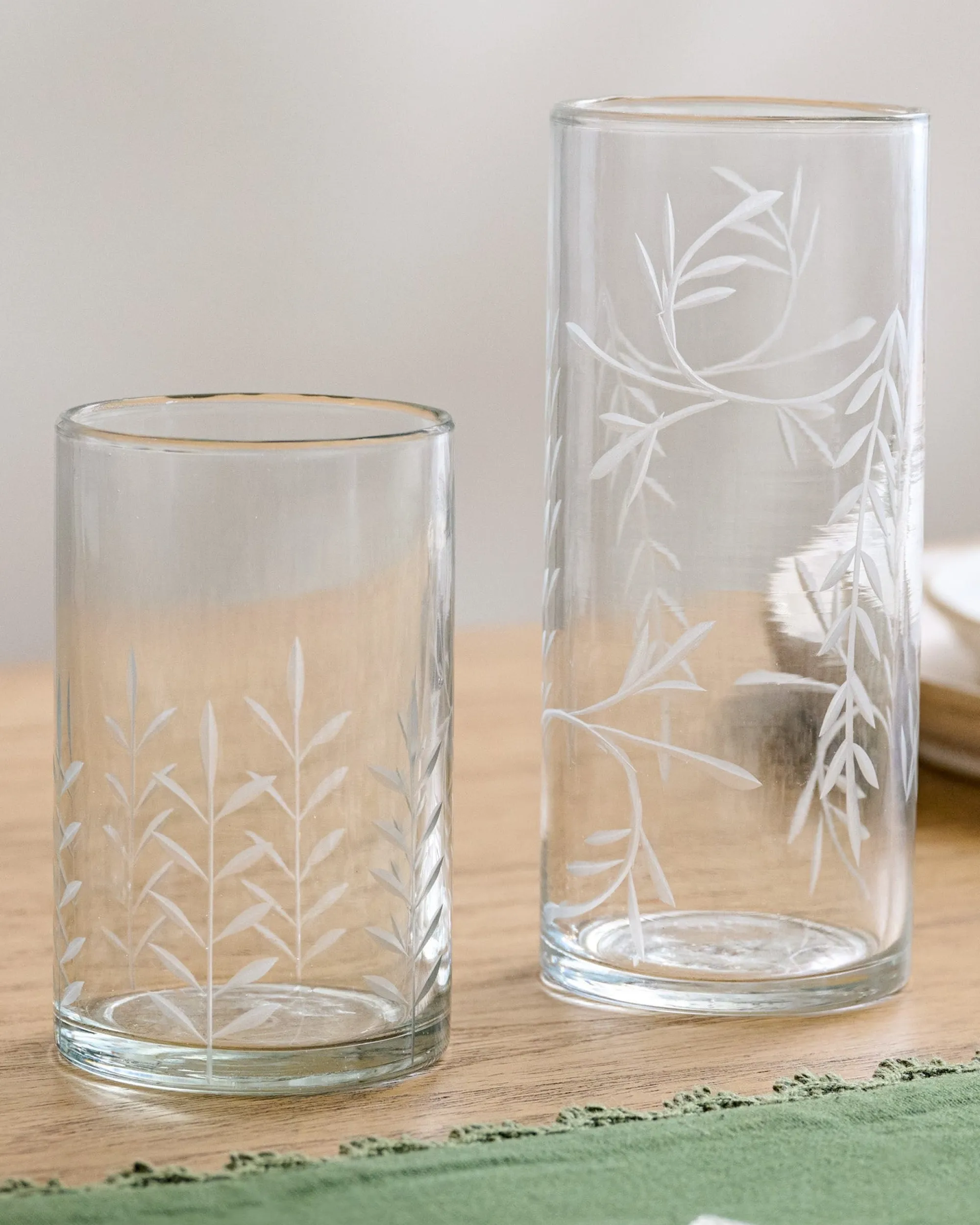 VND7004 BKG OVERSEAS Marlowe Etched Glass Tumbler