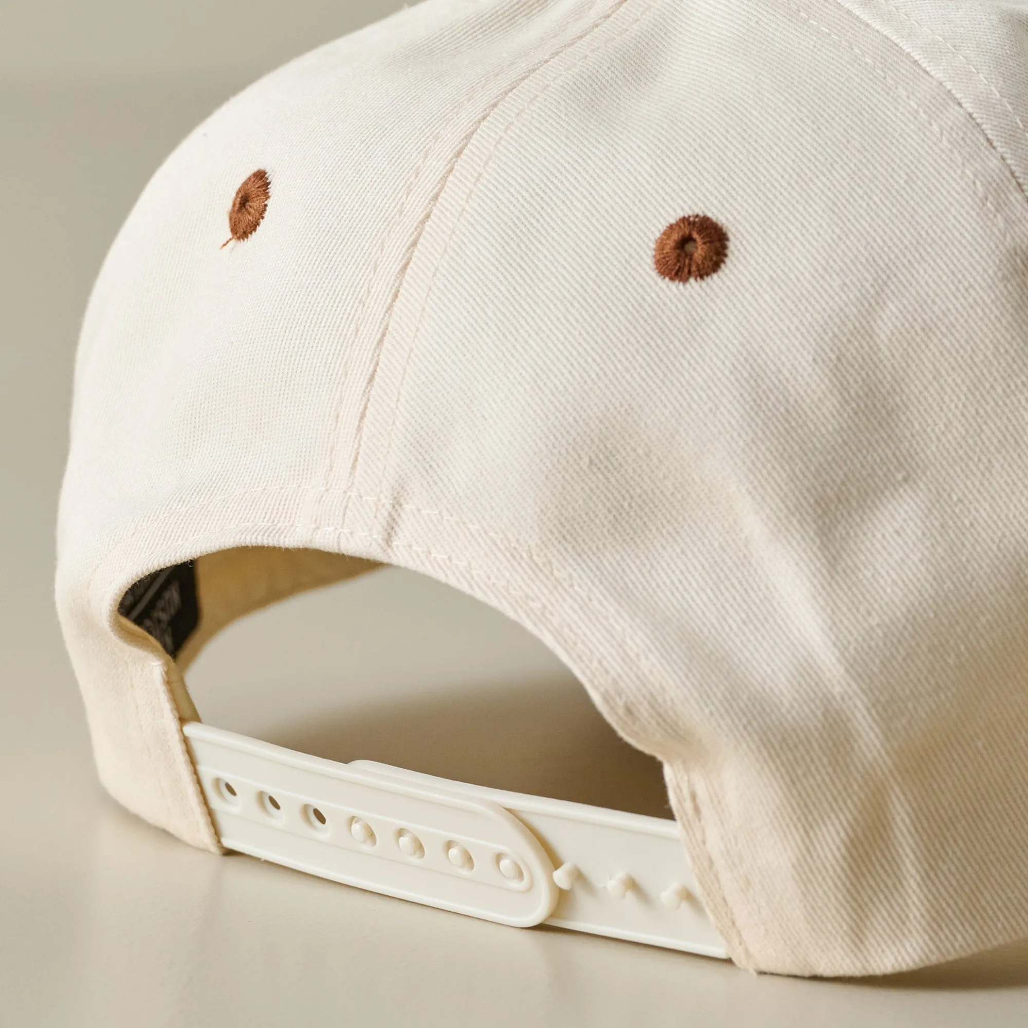 VND8565 KenzKustomz LLC Meet me in Texas Ivory Hat