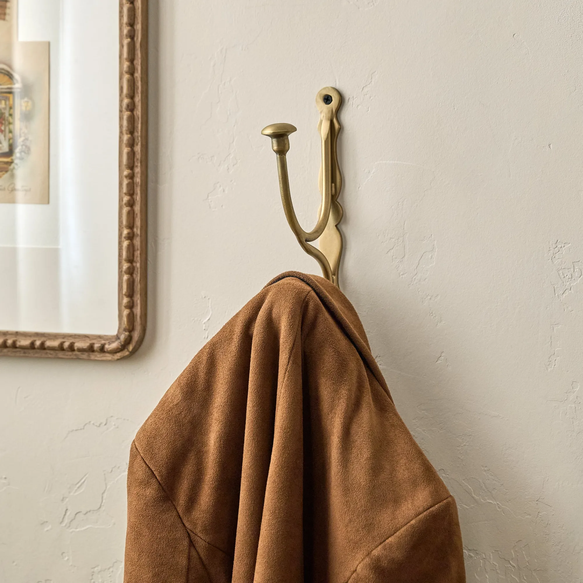 VND6714 BRASAGE Mia Antiqued Brass Wall Hook