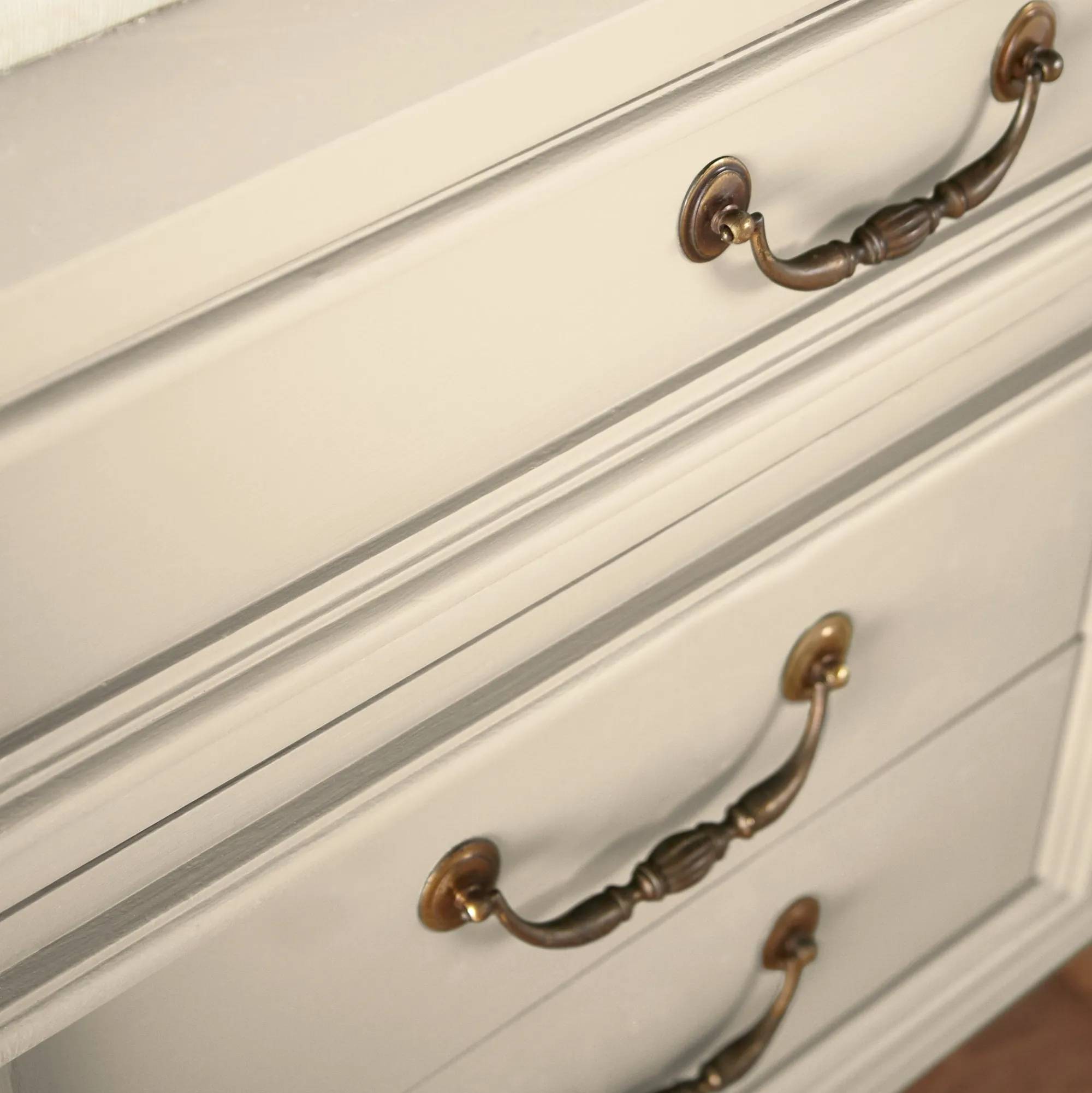 VND0188 Kilz - Masco Coatings Morning Snow - Classic Interior Paint