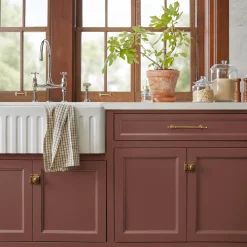 VND0188 Kilz - Masco Coatings Mountain Currant - Trim, Door, + Cabinetry Paint
