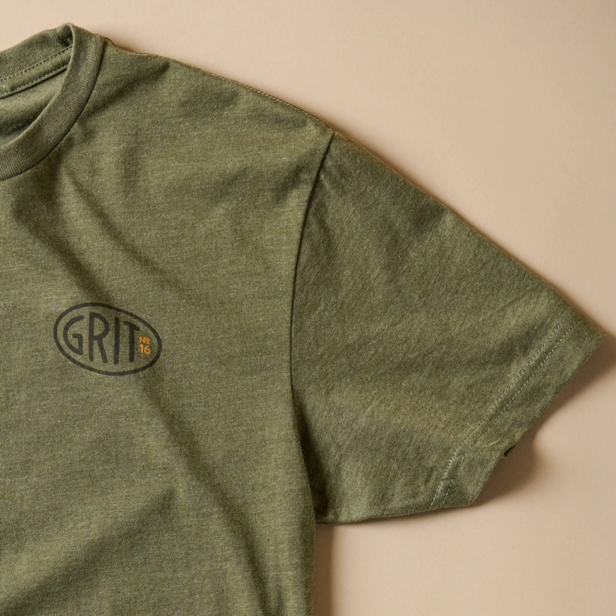VND0179 Hole In The Roof Marketing Inc Never Quit Military Green Shirt