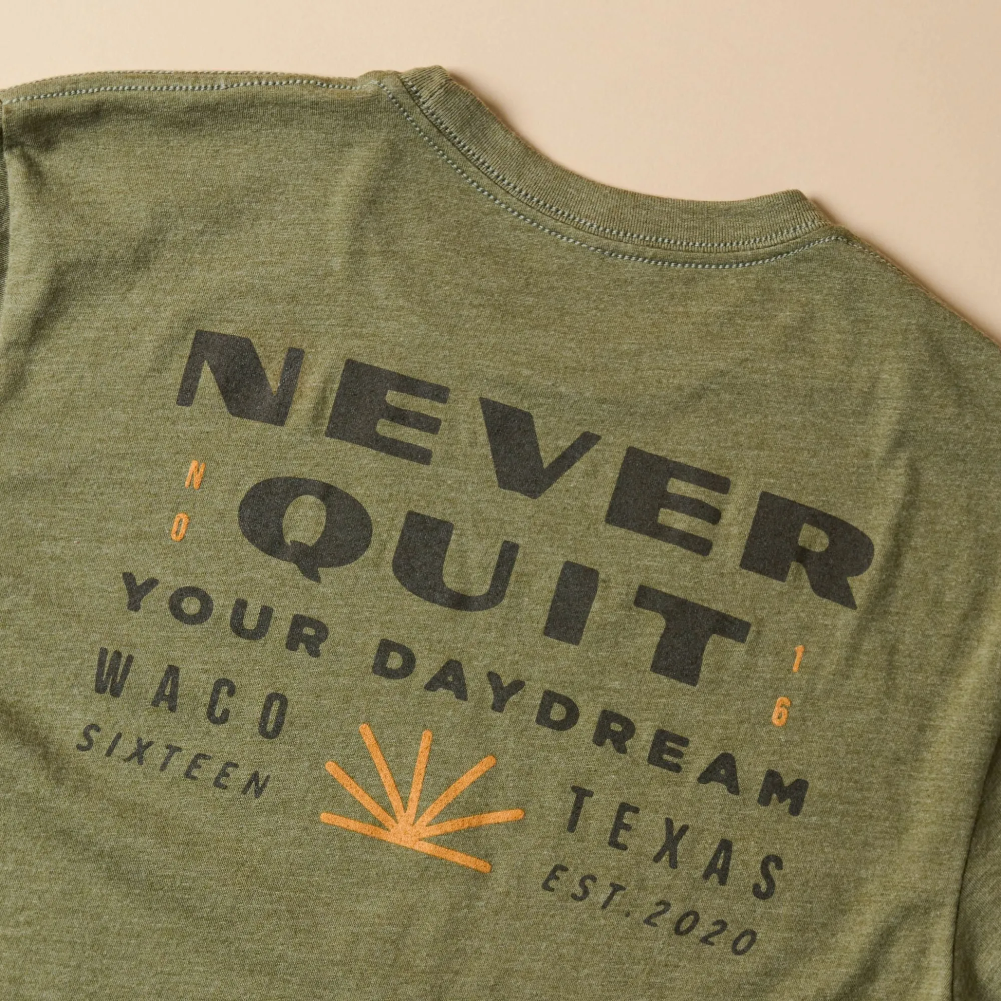 VND0179 Hole In The Roof Marketing Inc Never Quit Military Green Shirt