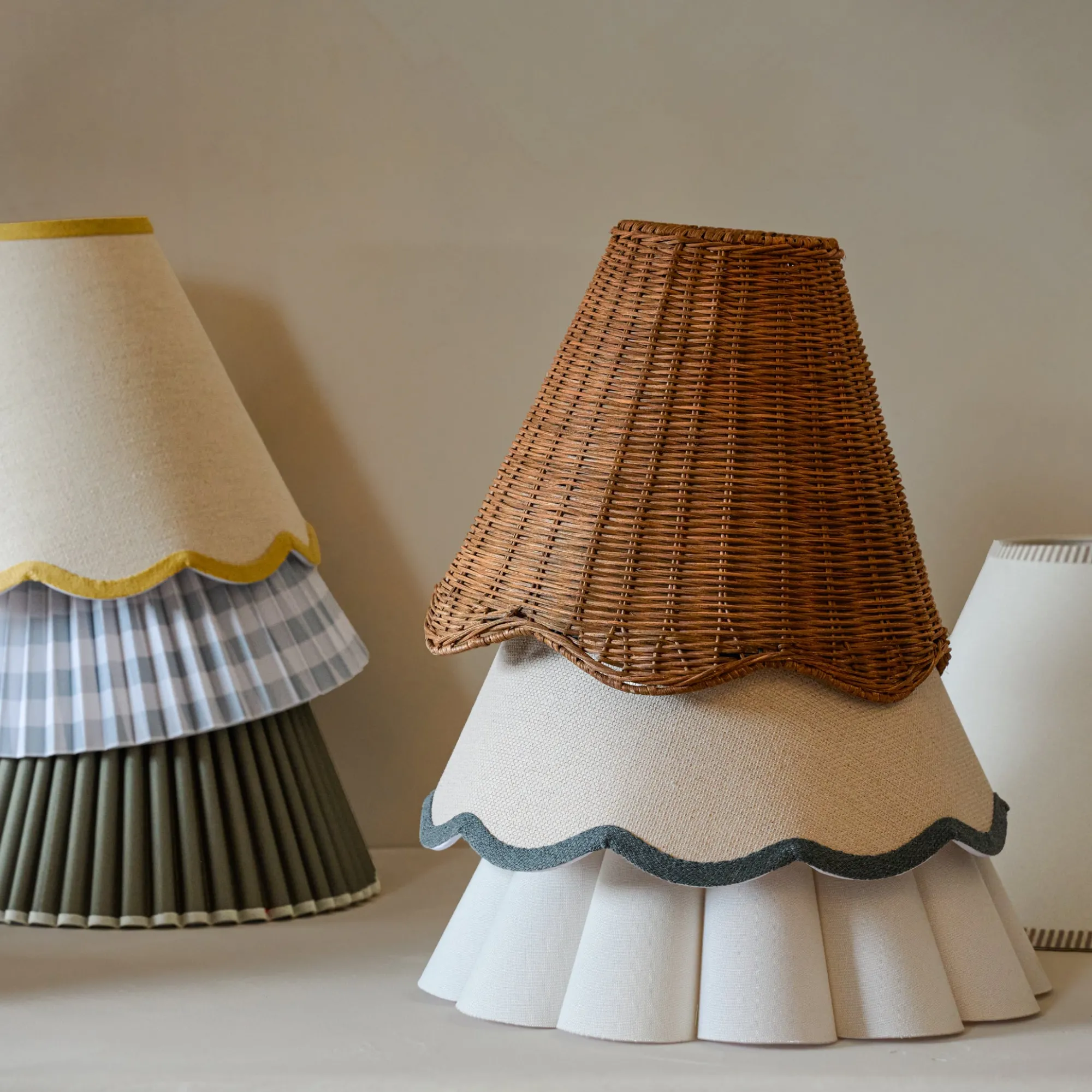 VND6475 StyleCraft Home Collection Olive Pleat Shade