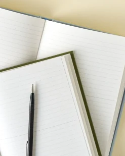 VND8847 Wilde House Paper LLC Open Journal Espresso