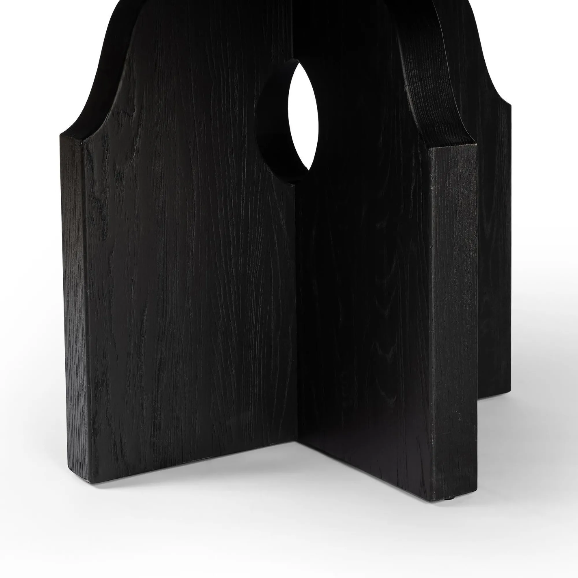 VND6200 Four Hands, LLC Oslo Dining Table