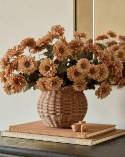 VND0164 Creative Co-op Inc Perry Scalloped Rim Woven Vase