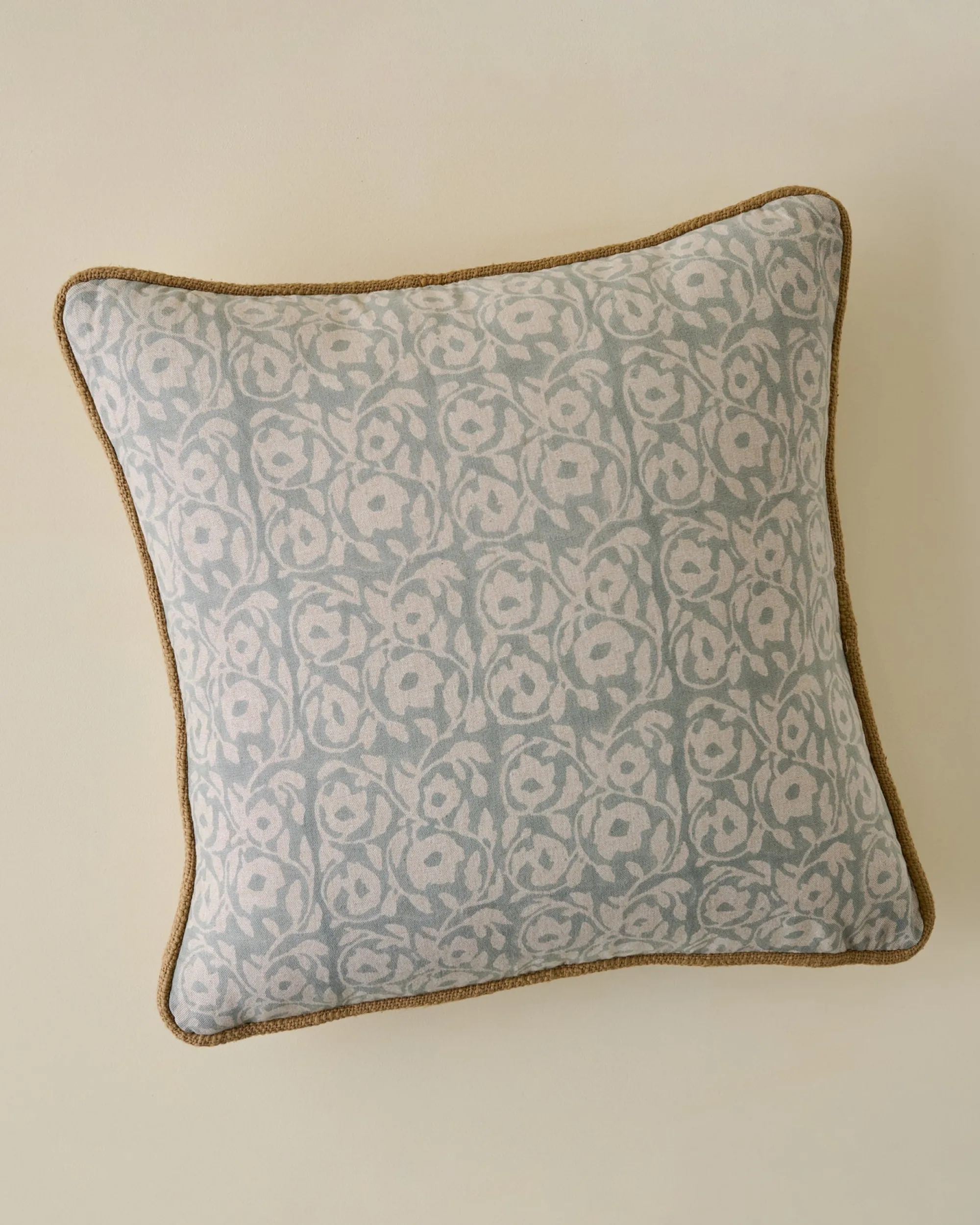 VND8009 Jaipur Arts Pivoine Fleurs Pillow