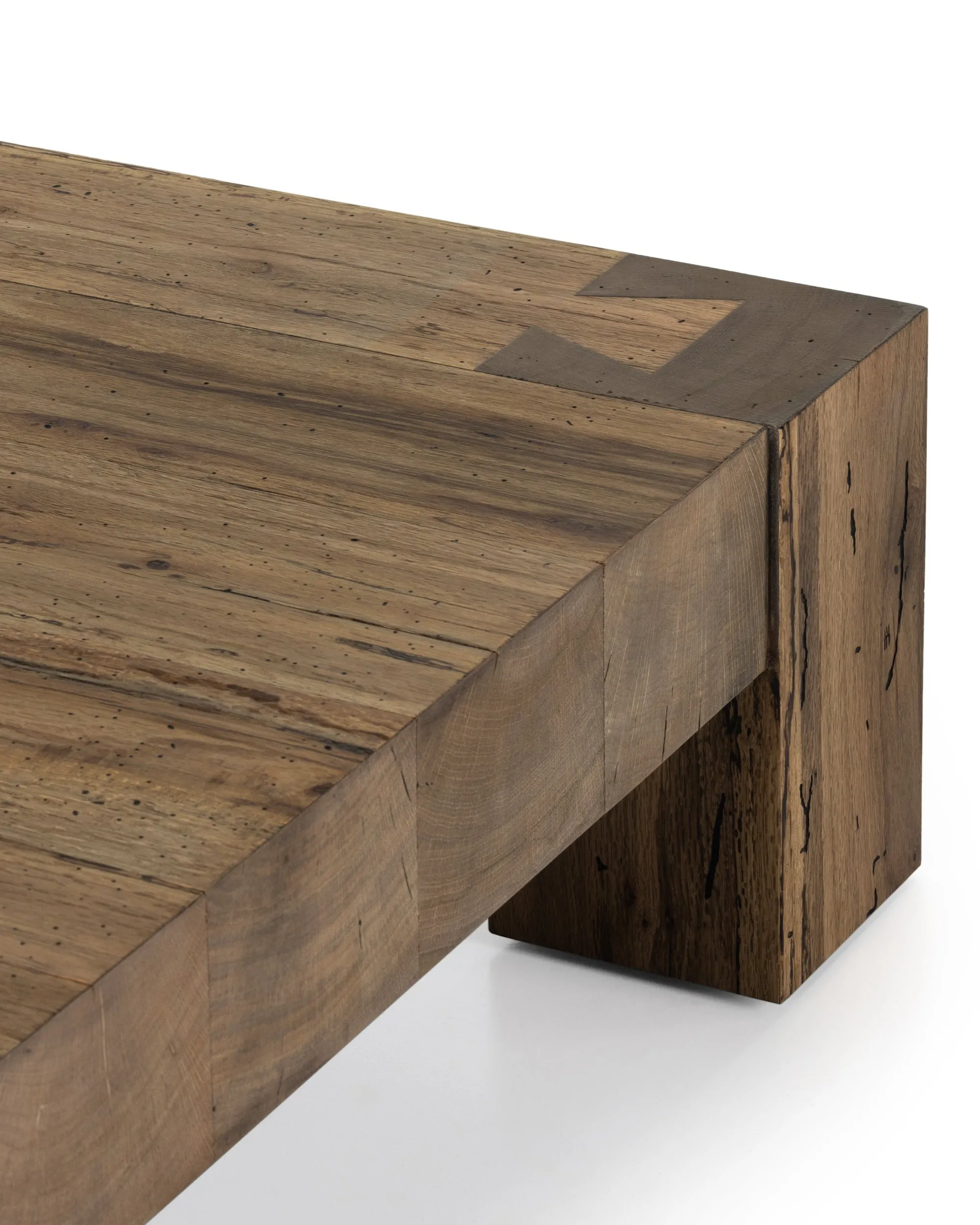 VND6200 Four Hands, LLC Powell Coffee Table