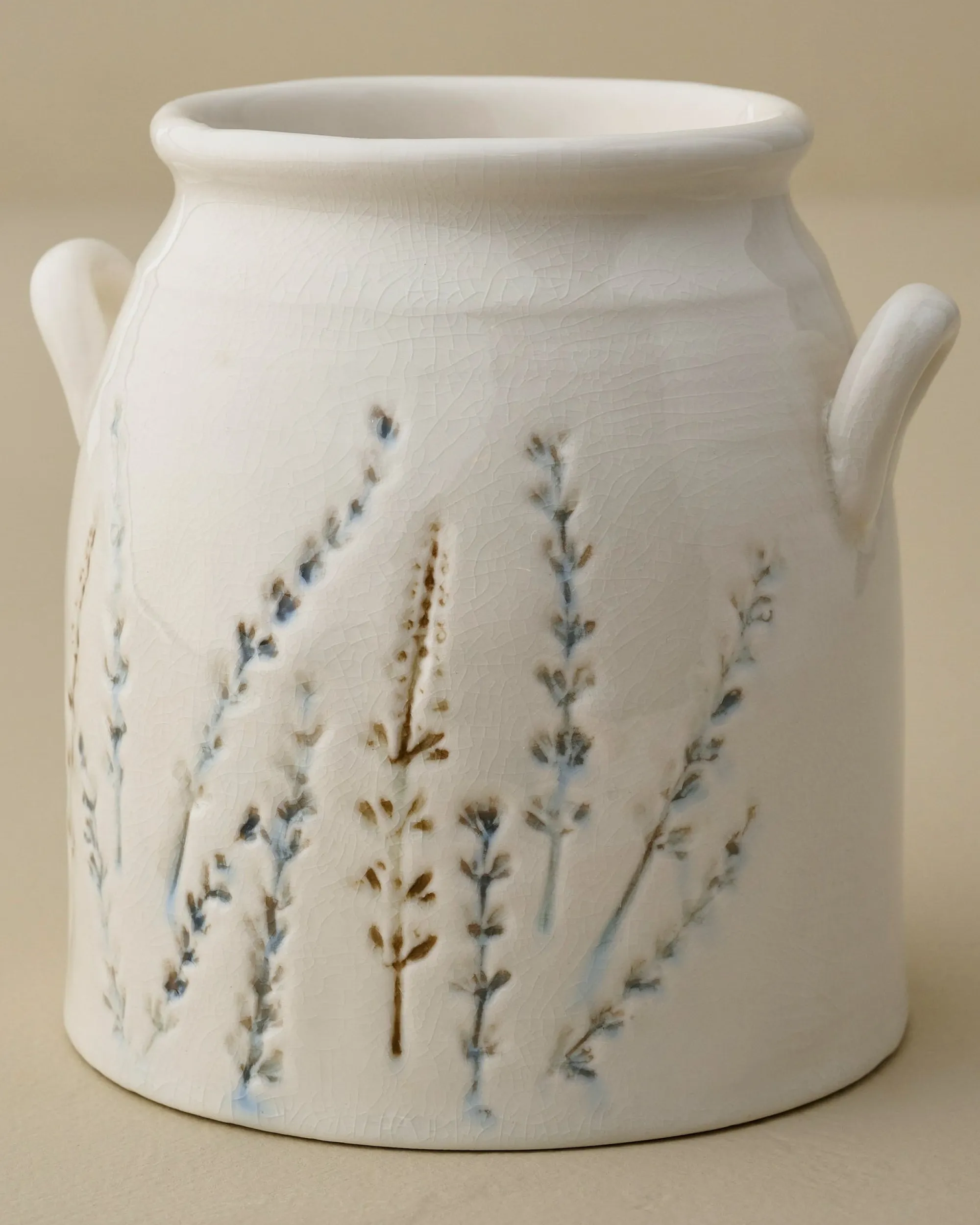 VND0164 Creative Co-op Inc Pressed Floral Utensil Crock