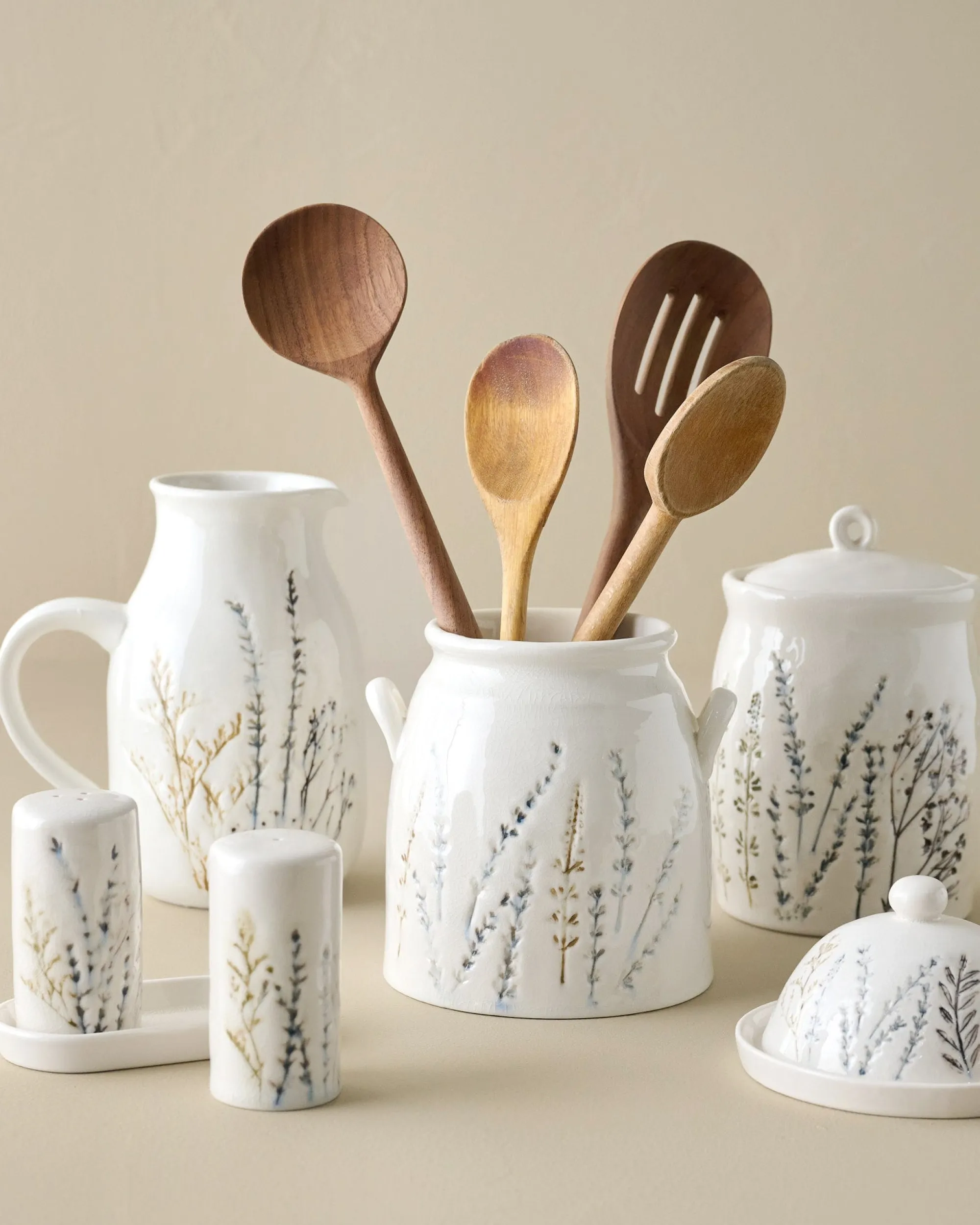 VND0164 Creative Co-op Inc Pressed Floral Utensil Crock